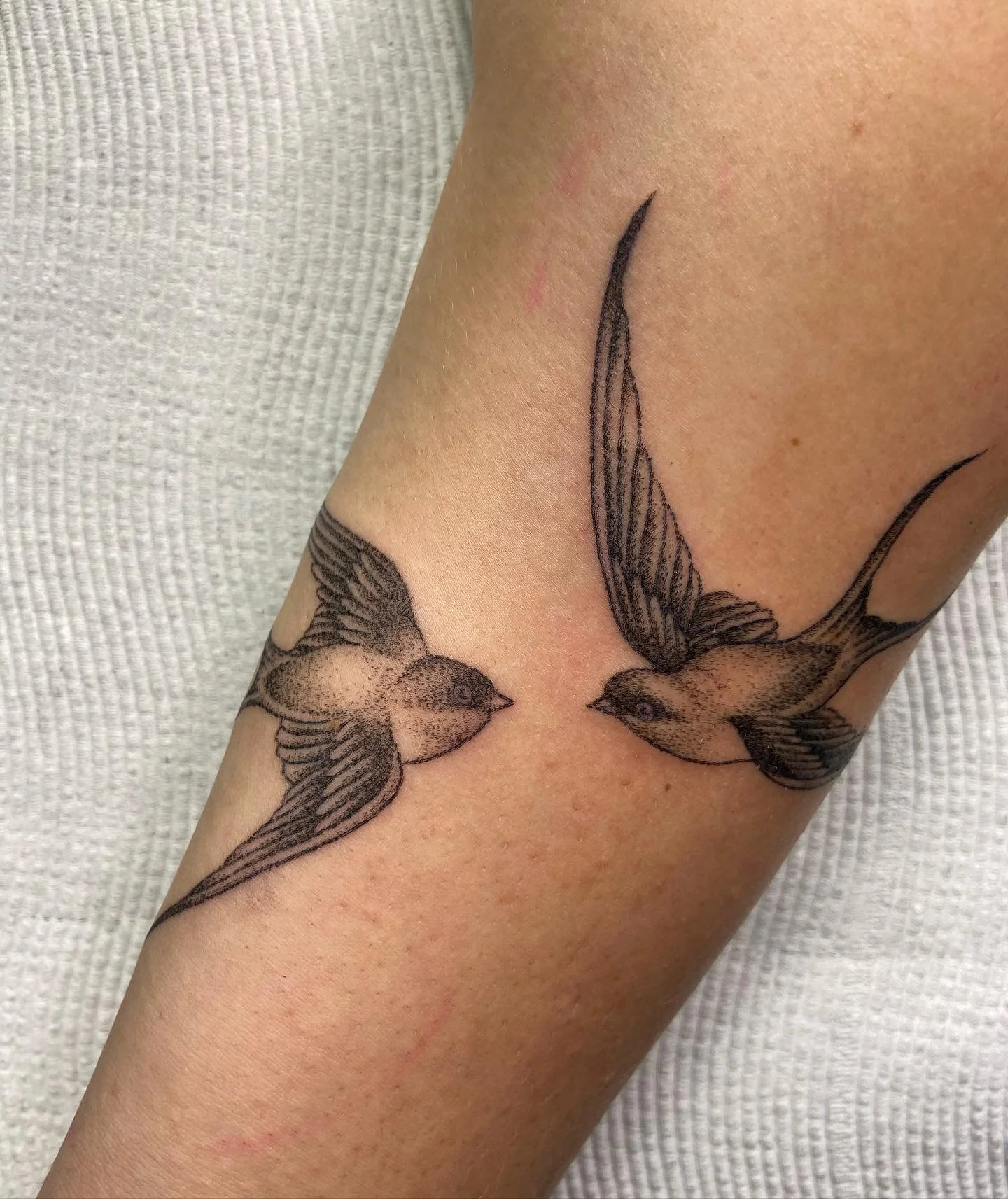 Swallows hand poked for Maisy, this was such a cool tattoo to work on! Thanks for trusting me with this very special one 💗 It is such a joy to get to be a tattooer!