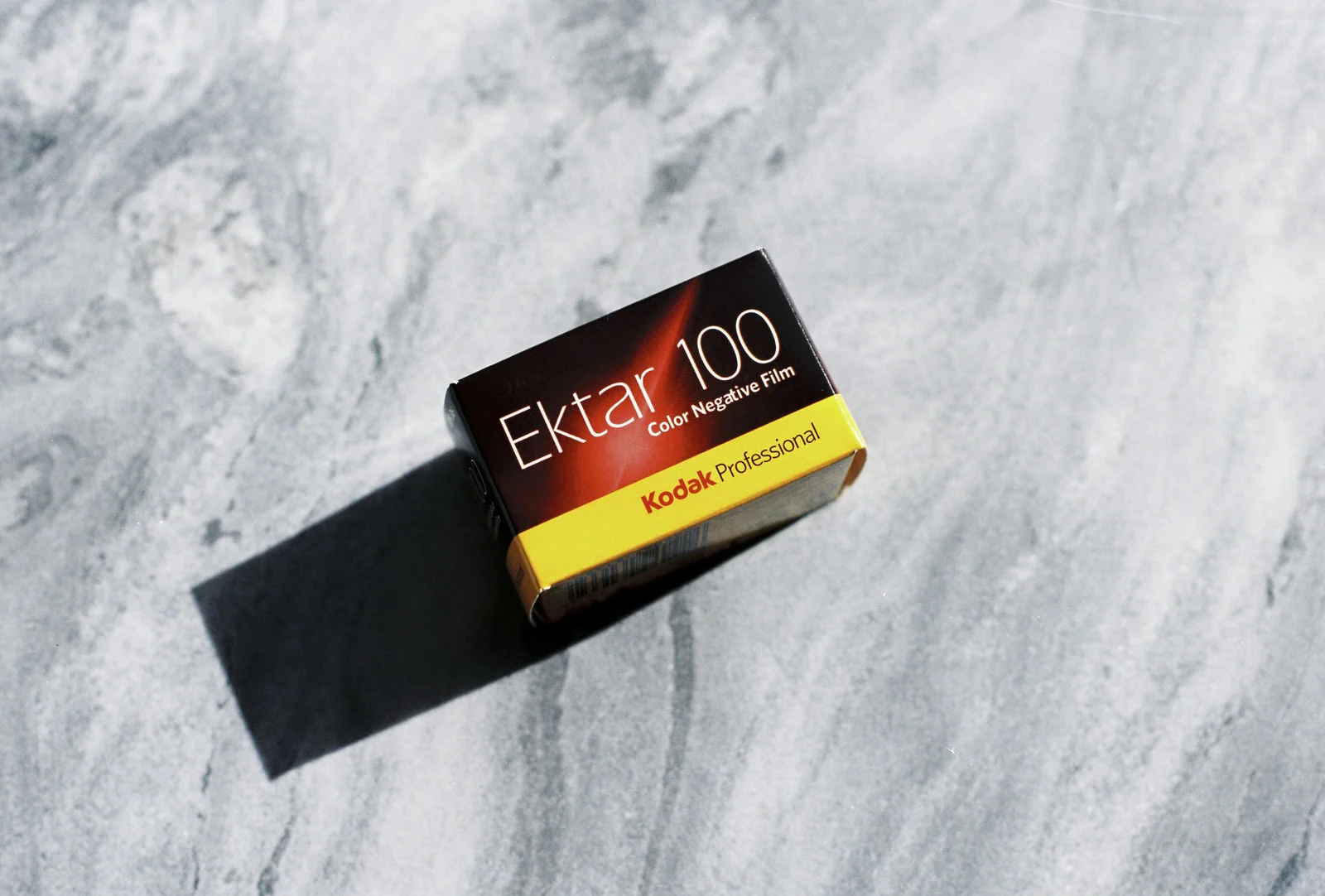 Kodak Ektar 100 35mm film box