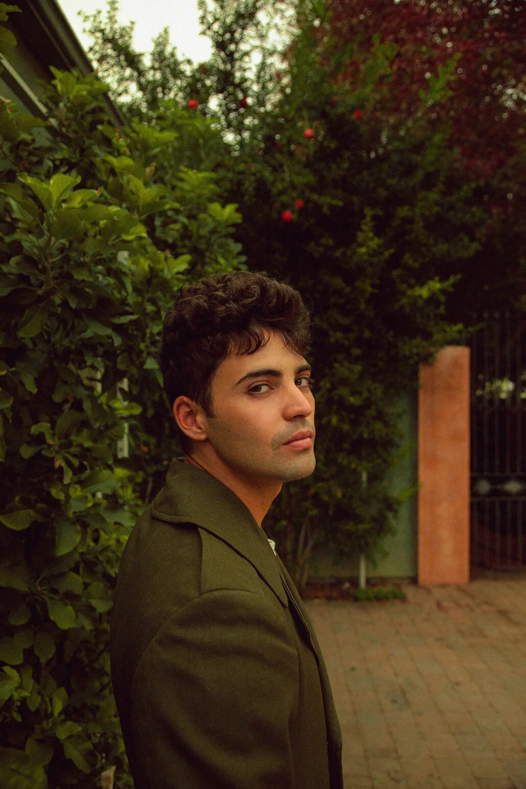 E IMG_7203 web.jpg