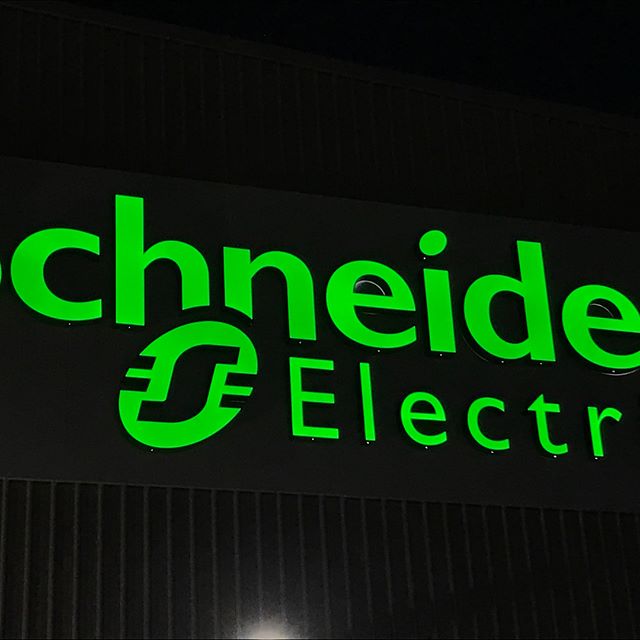 Schneider Electrical  #signs #signinstallation #LED #fabricatedletters #wallgraphics #digitalprinting