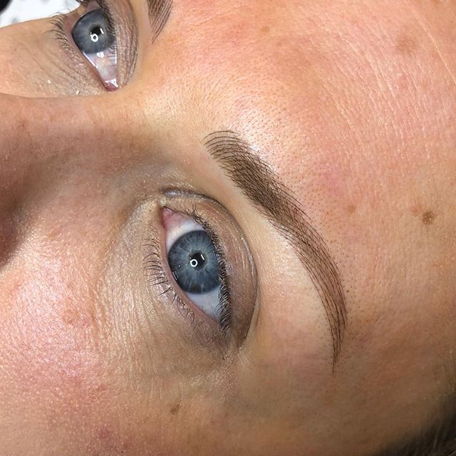 In my opinion a good set of brows frames the face and adds years back!! These brows are fine to suit her facial features and will heal to a soft blonde colour.