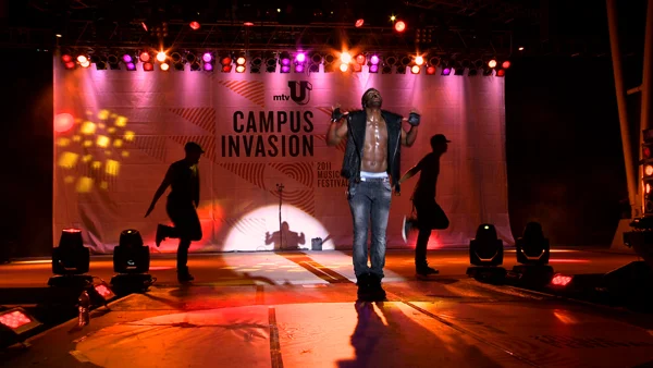 jason-d-campus-invasion-2.jpg