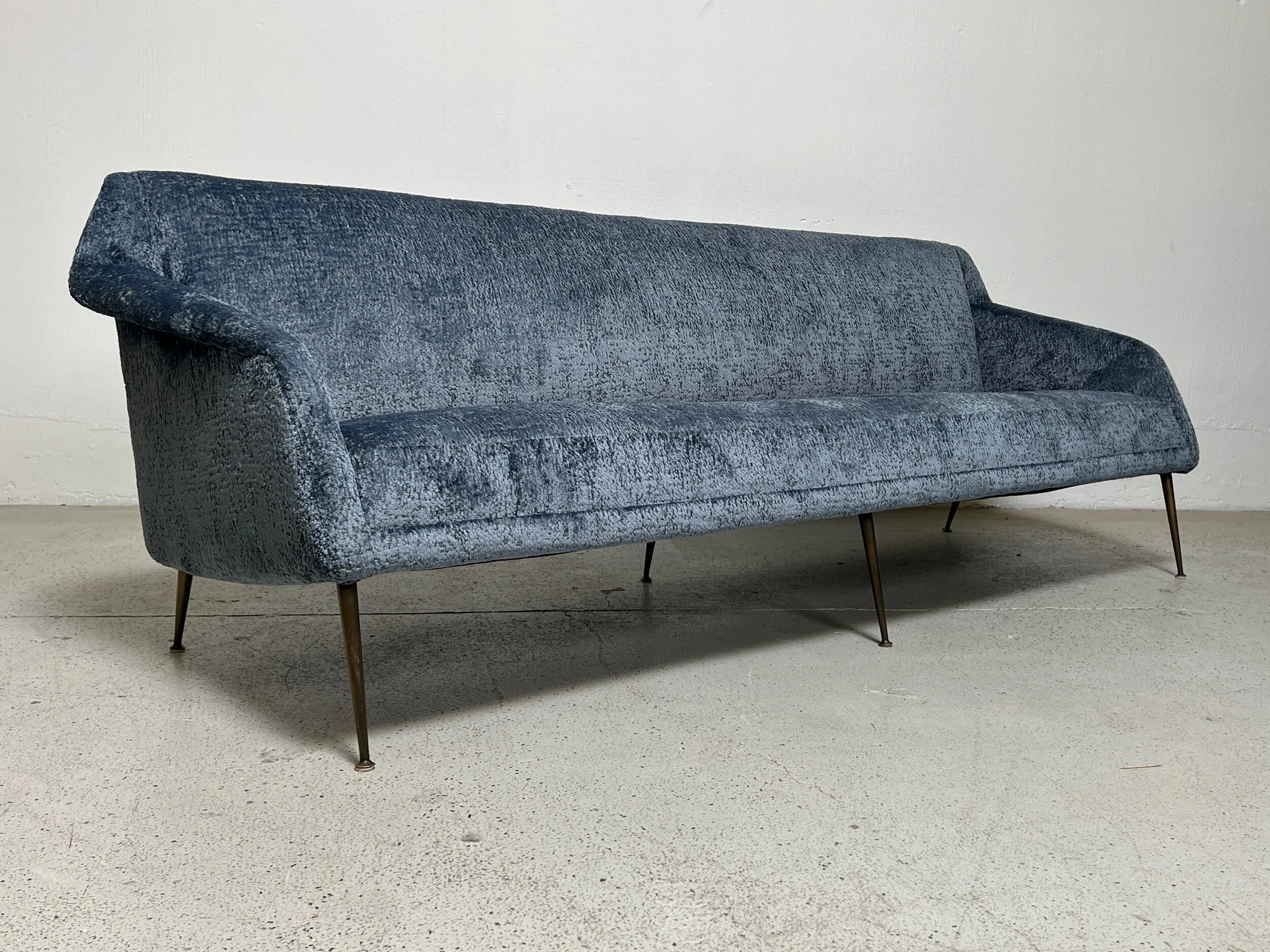 21C7D56F-D7F1-4B81-9E9B-6CE936A93346