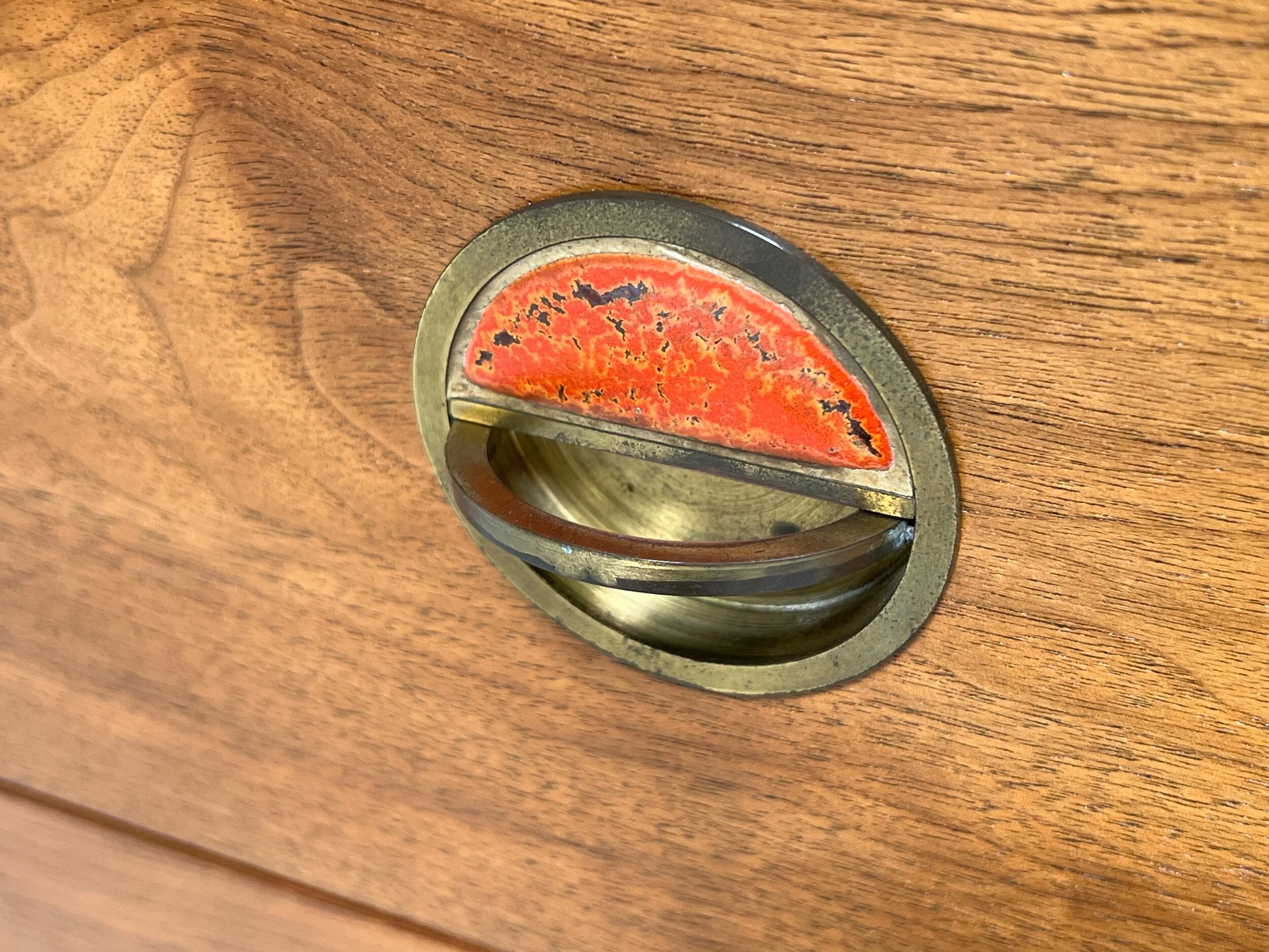 5C24BDC8-439F-4CAA-BB99-FEBFA480DDA8