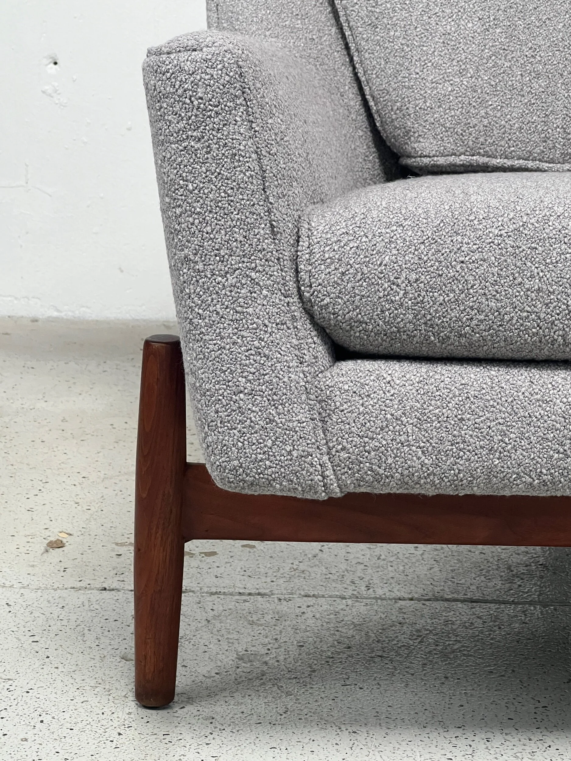 F7CAA041-A21C-4104-99AA-3739268F9711