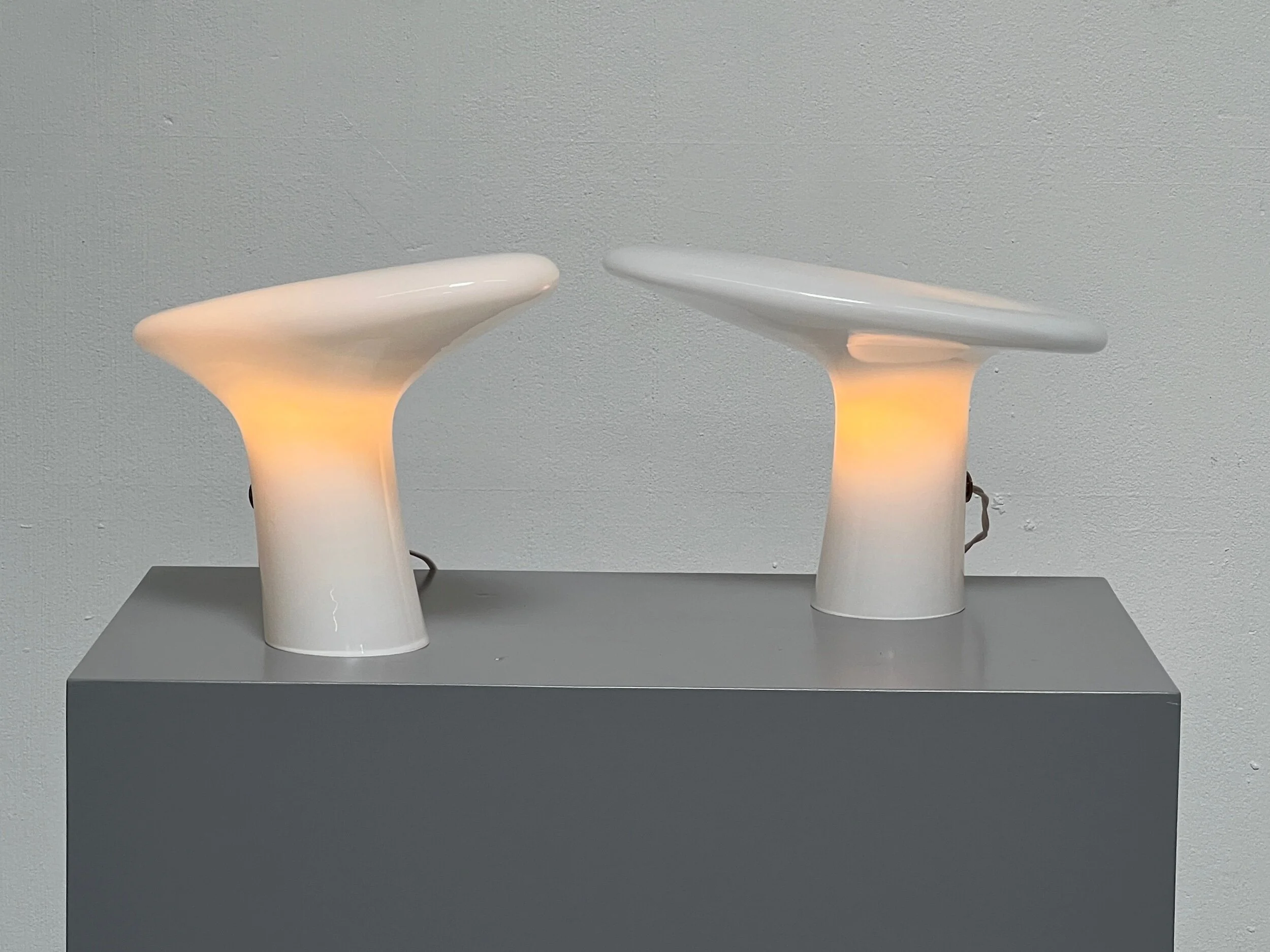 3C260DBD-B374-4E17-8795-D6B42F29B870