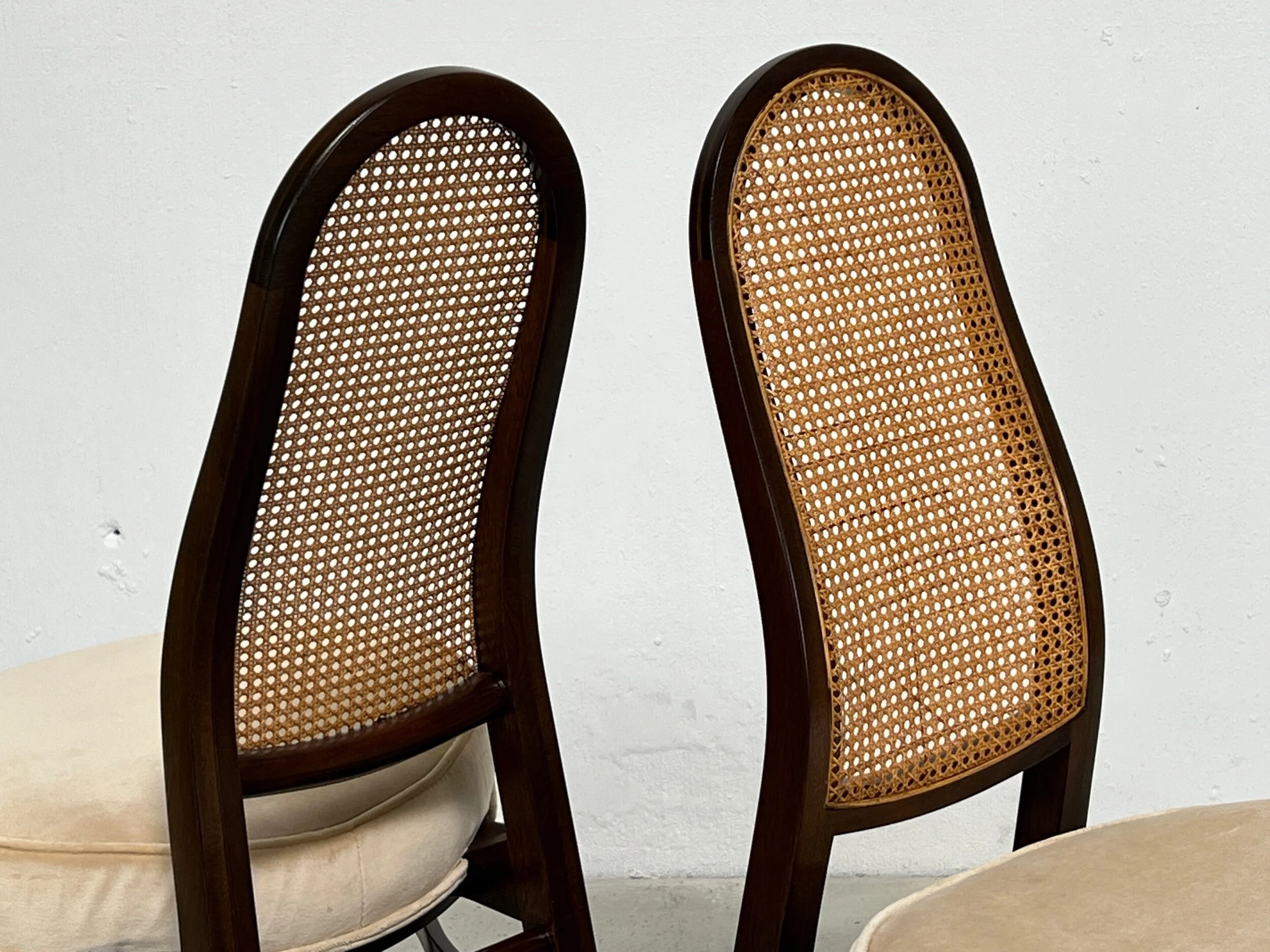 53E7E27F-9742-42F0-8881-85426CF46557