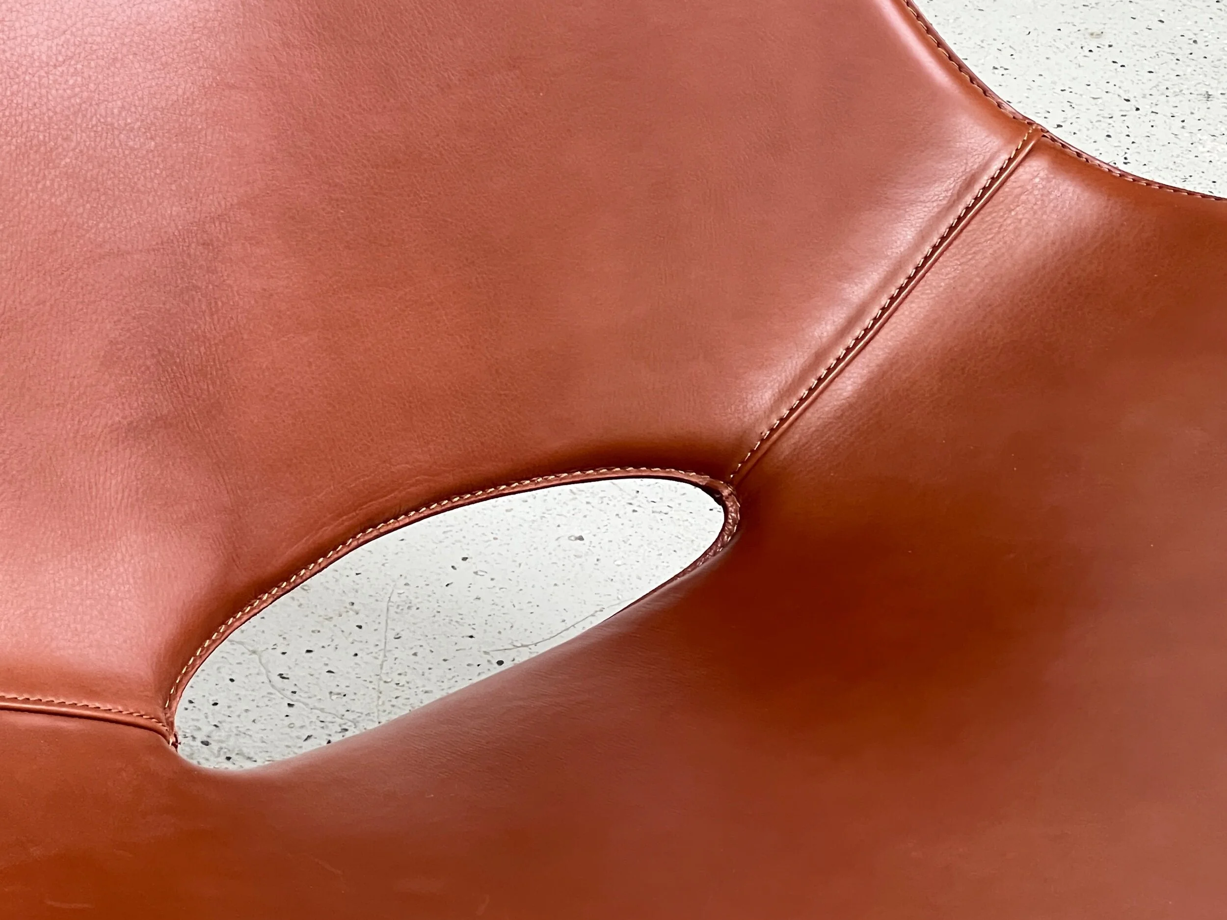 CCAADC13-1E2D-4EC0-8662-81CF99D8A6EF