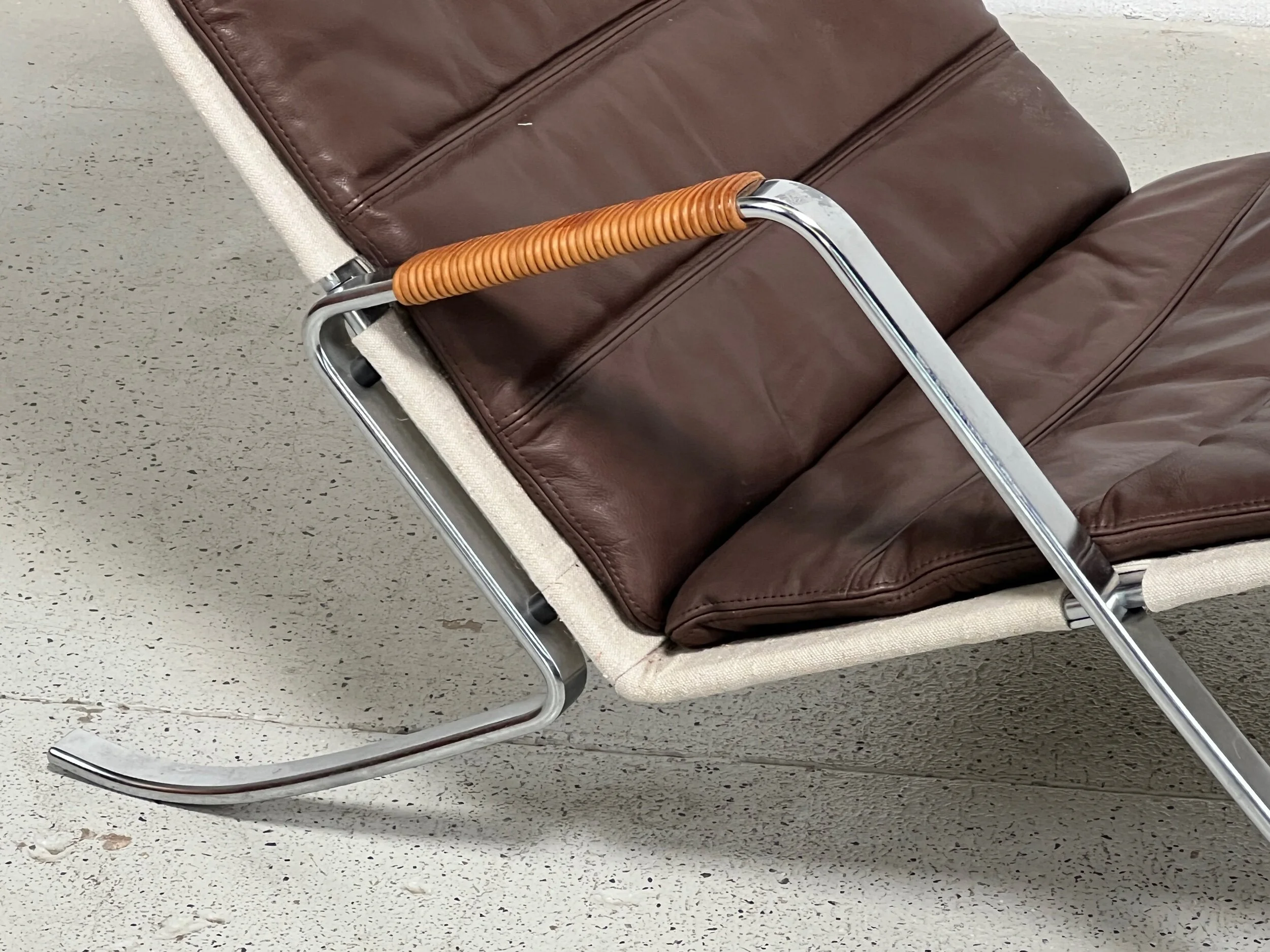 189DB7BF-E221-4AFC-A297-FEC770AD4495