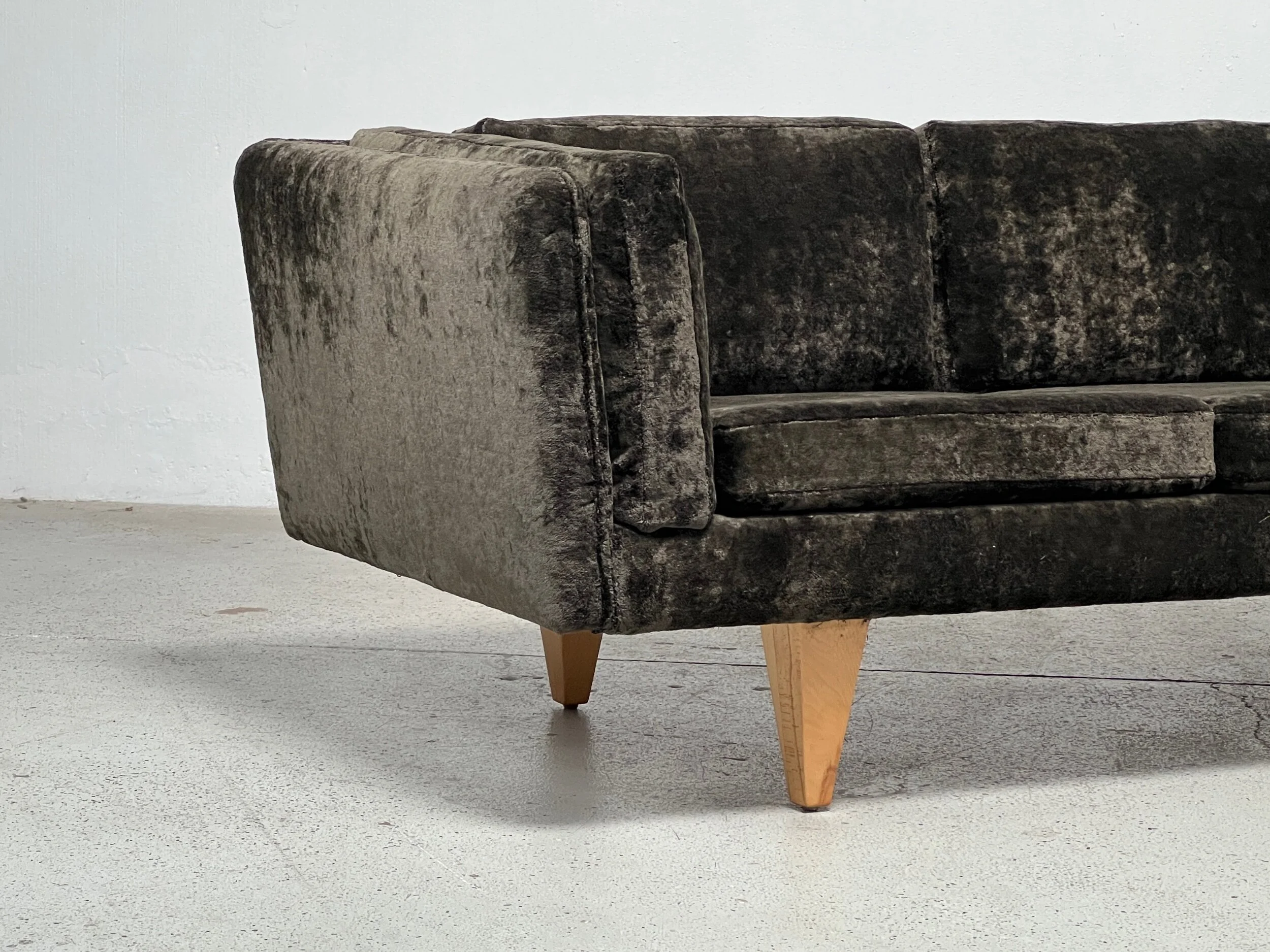 2D9ABB55-B0E5-4BF1-B31B-F8CEA2398AA7