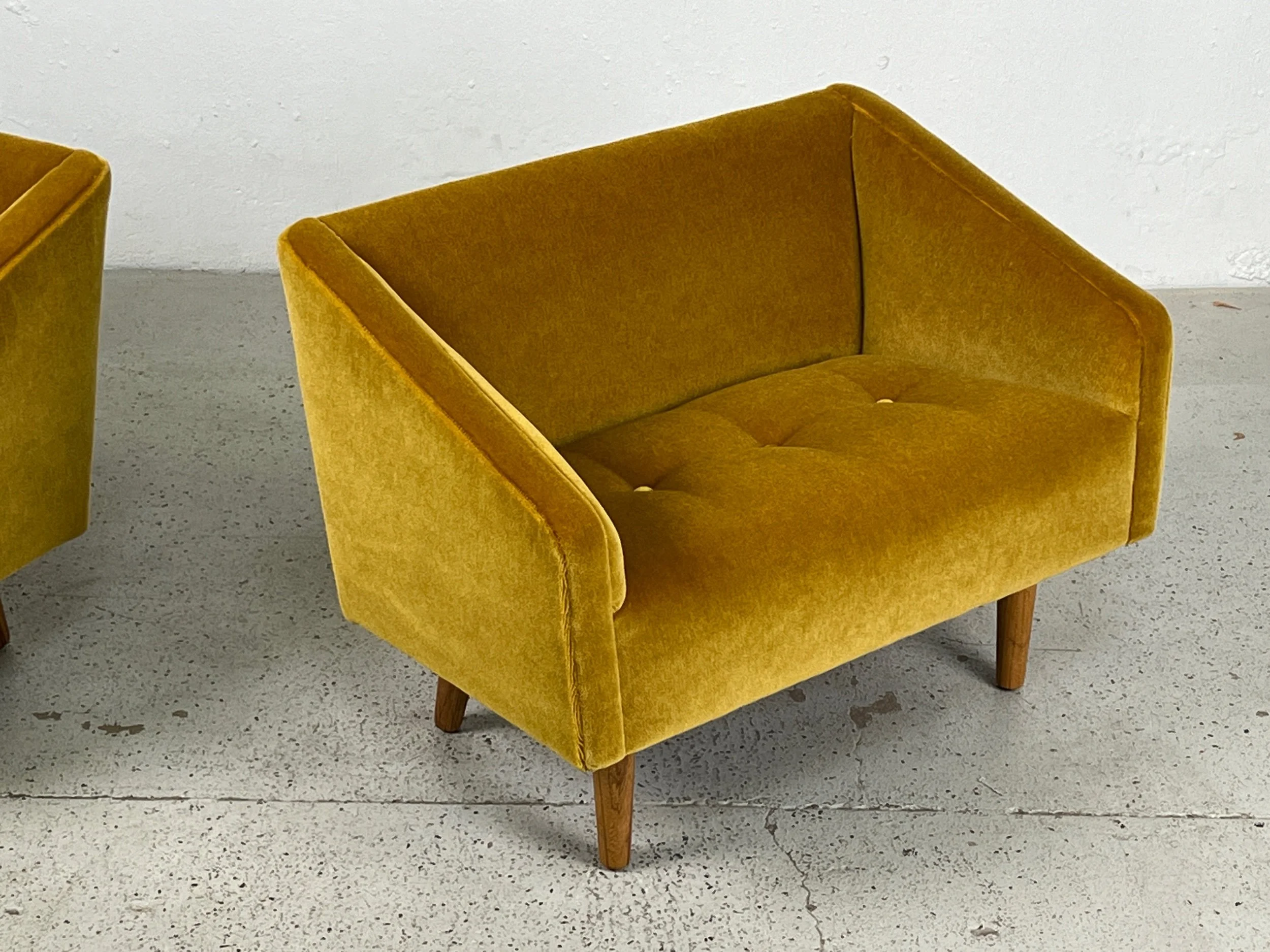 10AC0727-6C2B-4337-8FC9-BB0EAA4EDE41