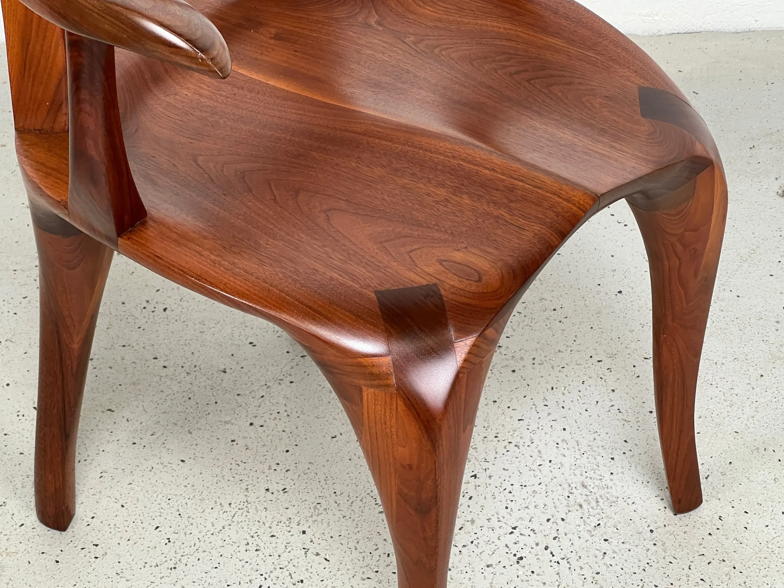 FC518BFA-63B0-4B27-BC5E-7A622EDCB86D