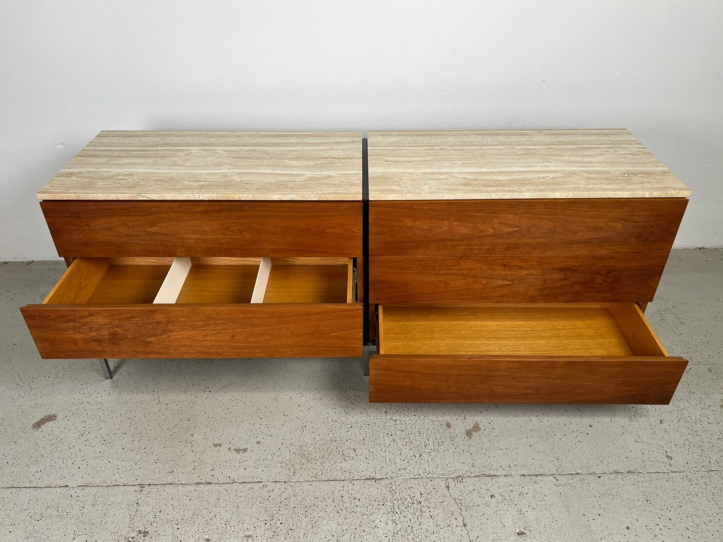 FC79D867-E0F0-4C14-A1B7-6DF12419B44E