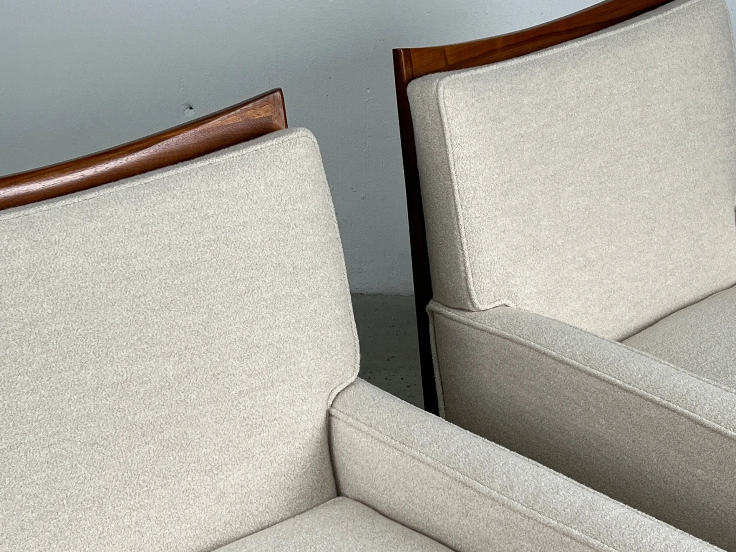 BCABA9D3-4EDB-4424-BFE6-2C32057D1DB7