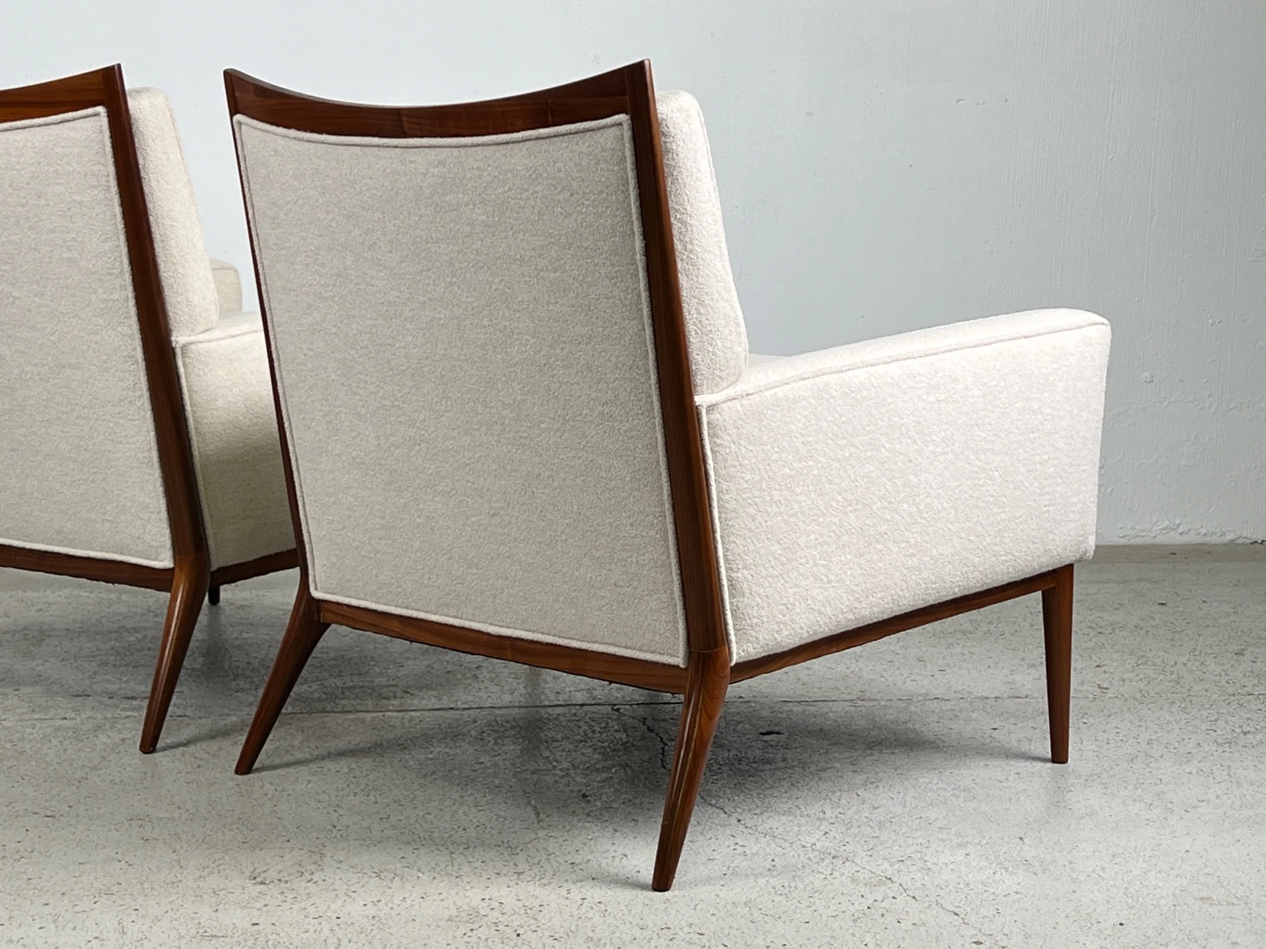 7FB5054F-377C-4090-9CF6-3ECB2F780CE7