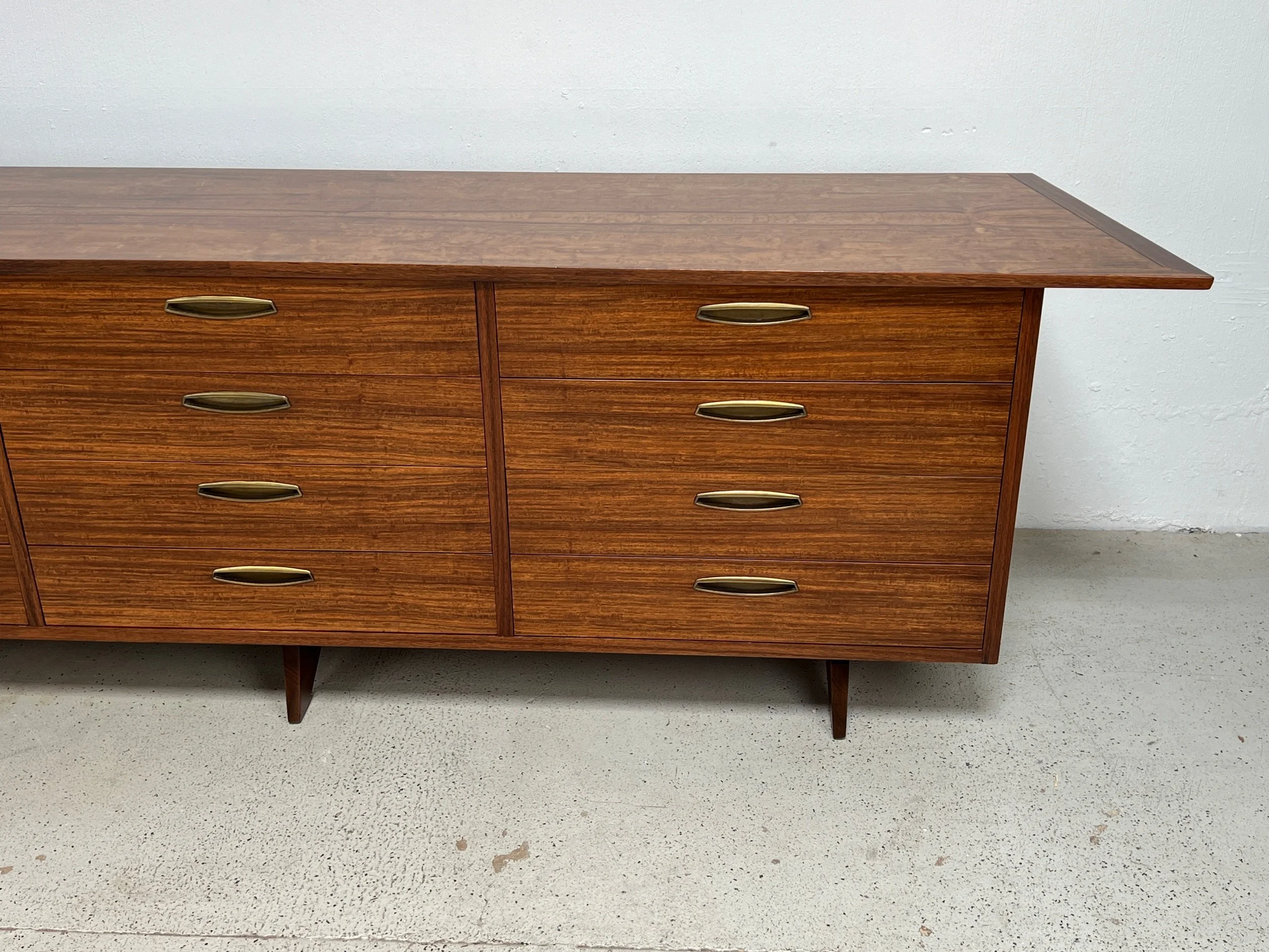 5FCF9380-0B78-4BF2-8A9C-990FF14ED72C