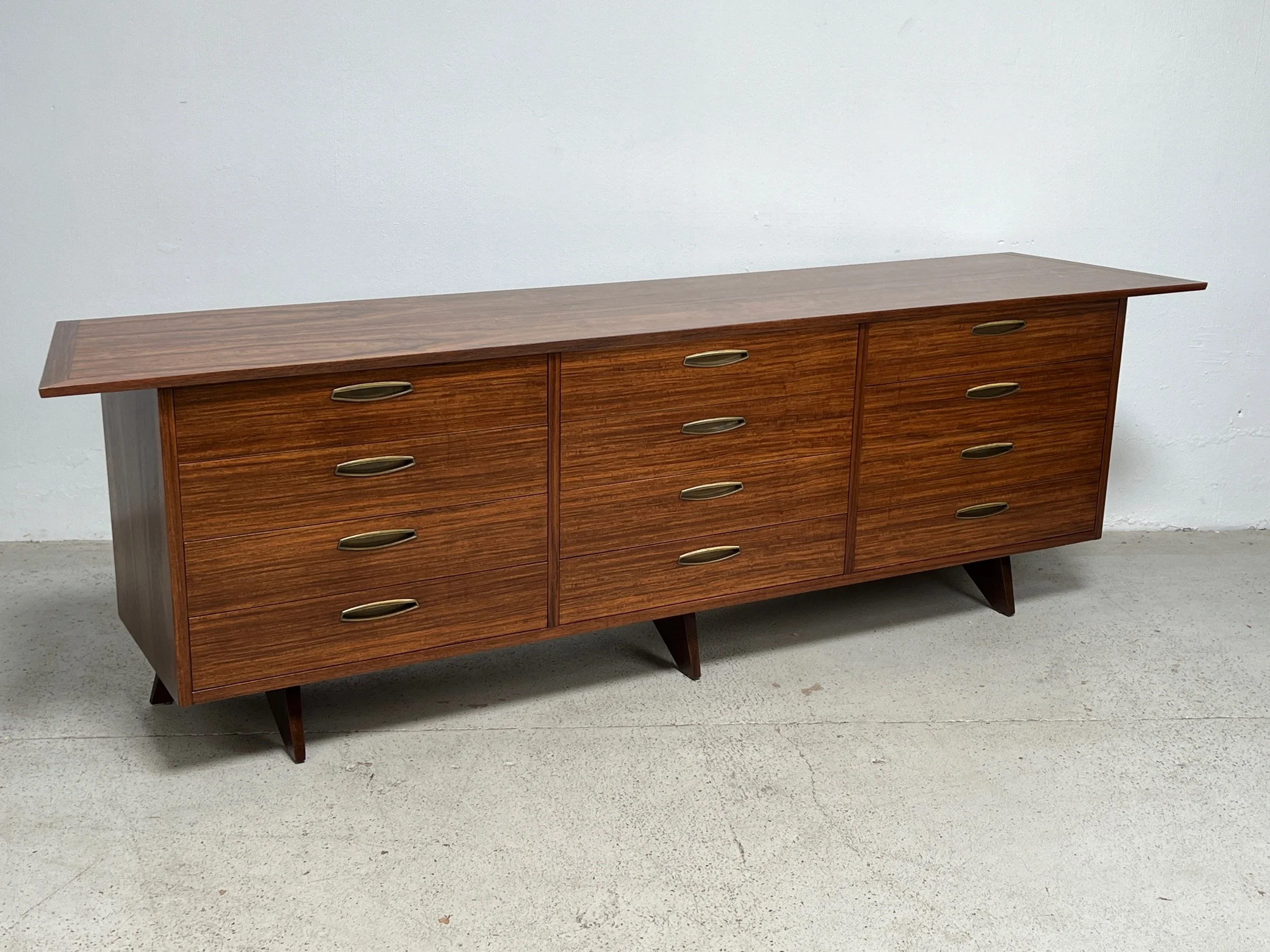 6500CAF3-DB65-47A8-823E-96AEA23E7E10