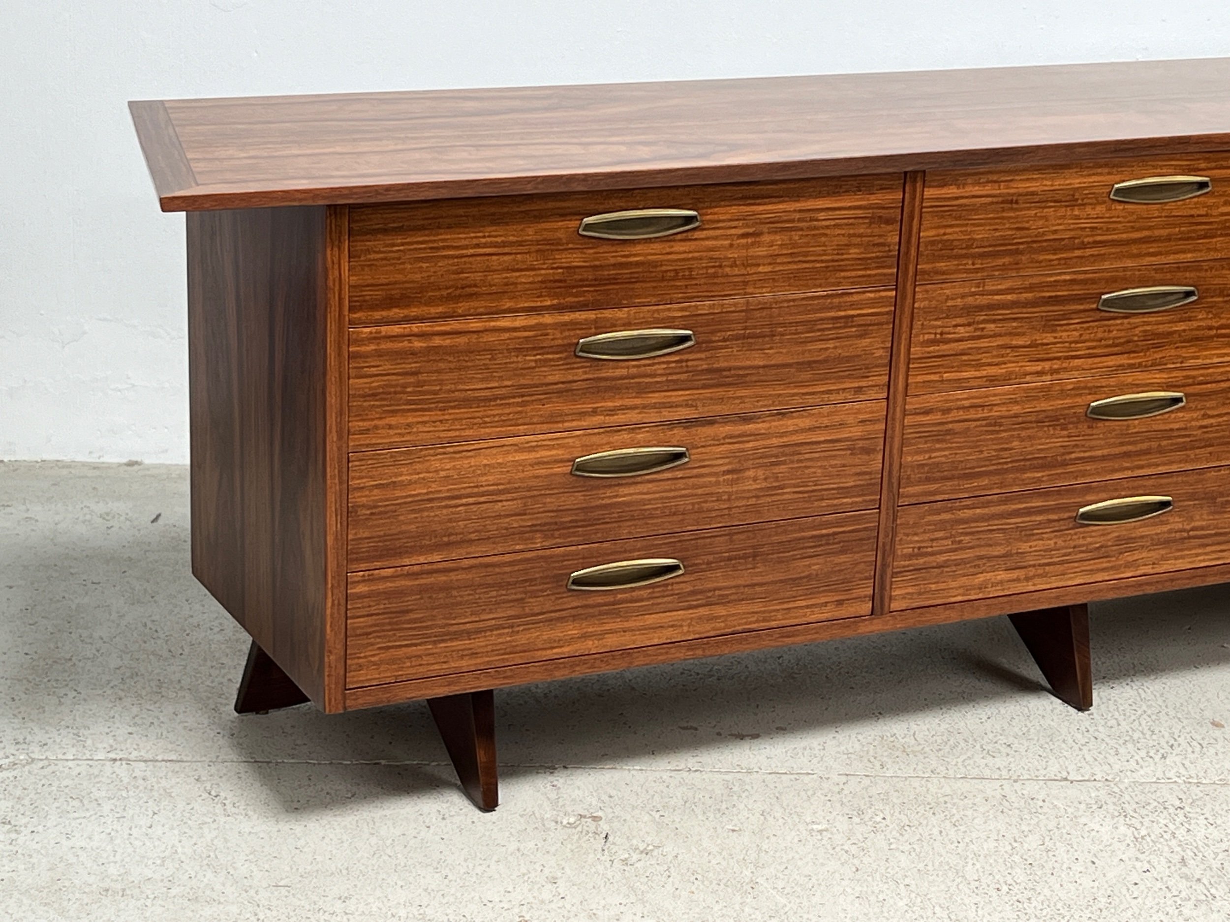 6B0AD5D2-00E7-4A5D-AD1B-4B6279CE675E