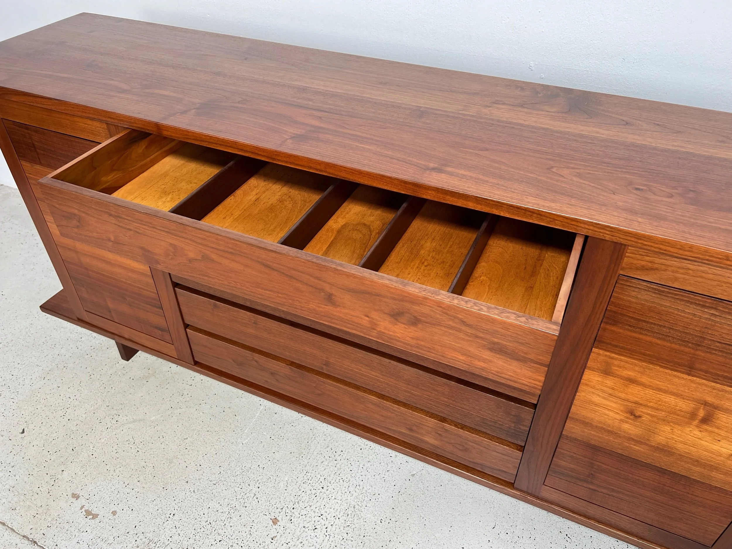 A8CC575F-4A12-4753-BF7B-BA1B4D6EF972