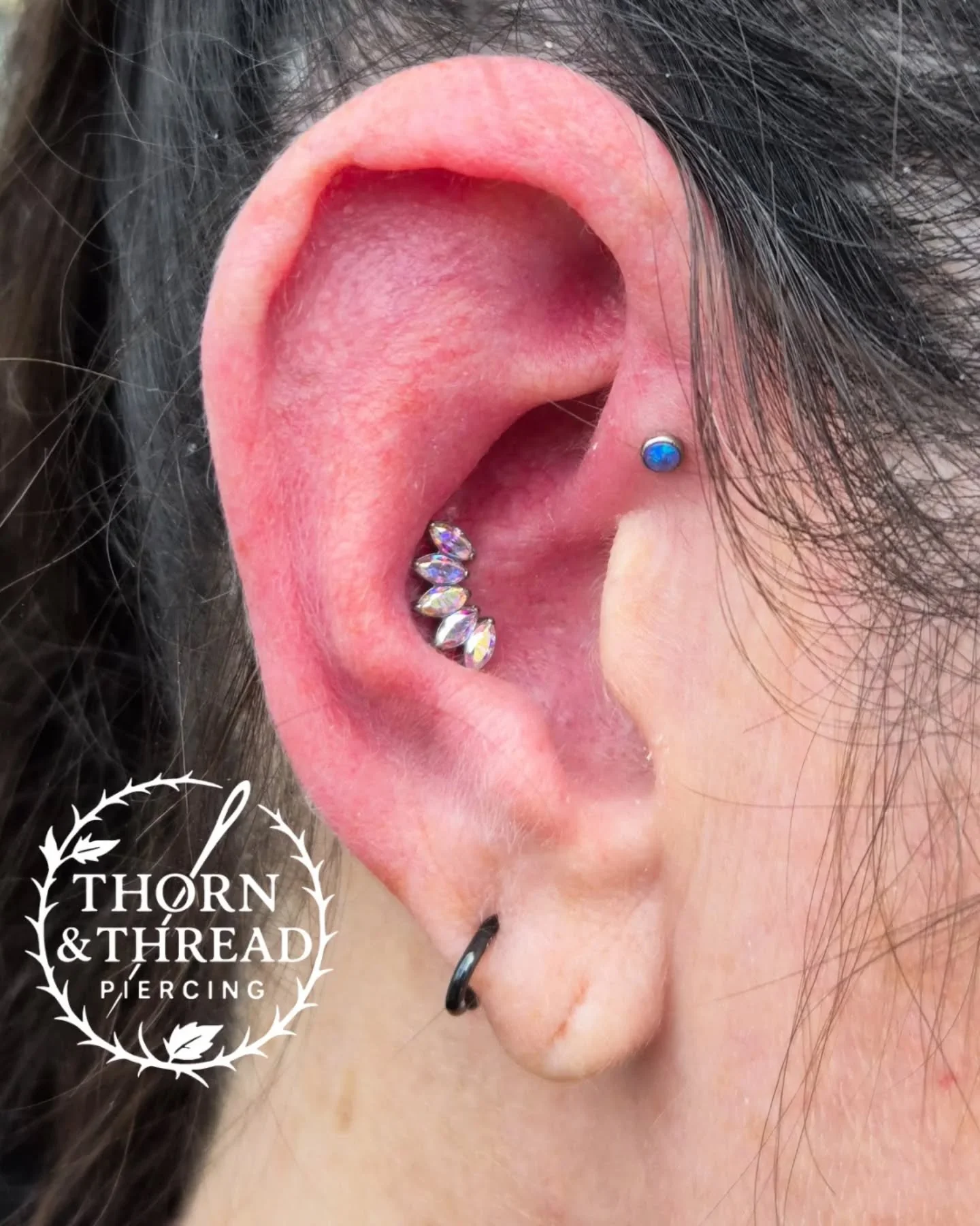 Conch piercing with pretty jewellery 😍😍😍 

#piercer #piercedgirls #piercing #conch #conchpiercing