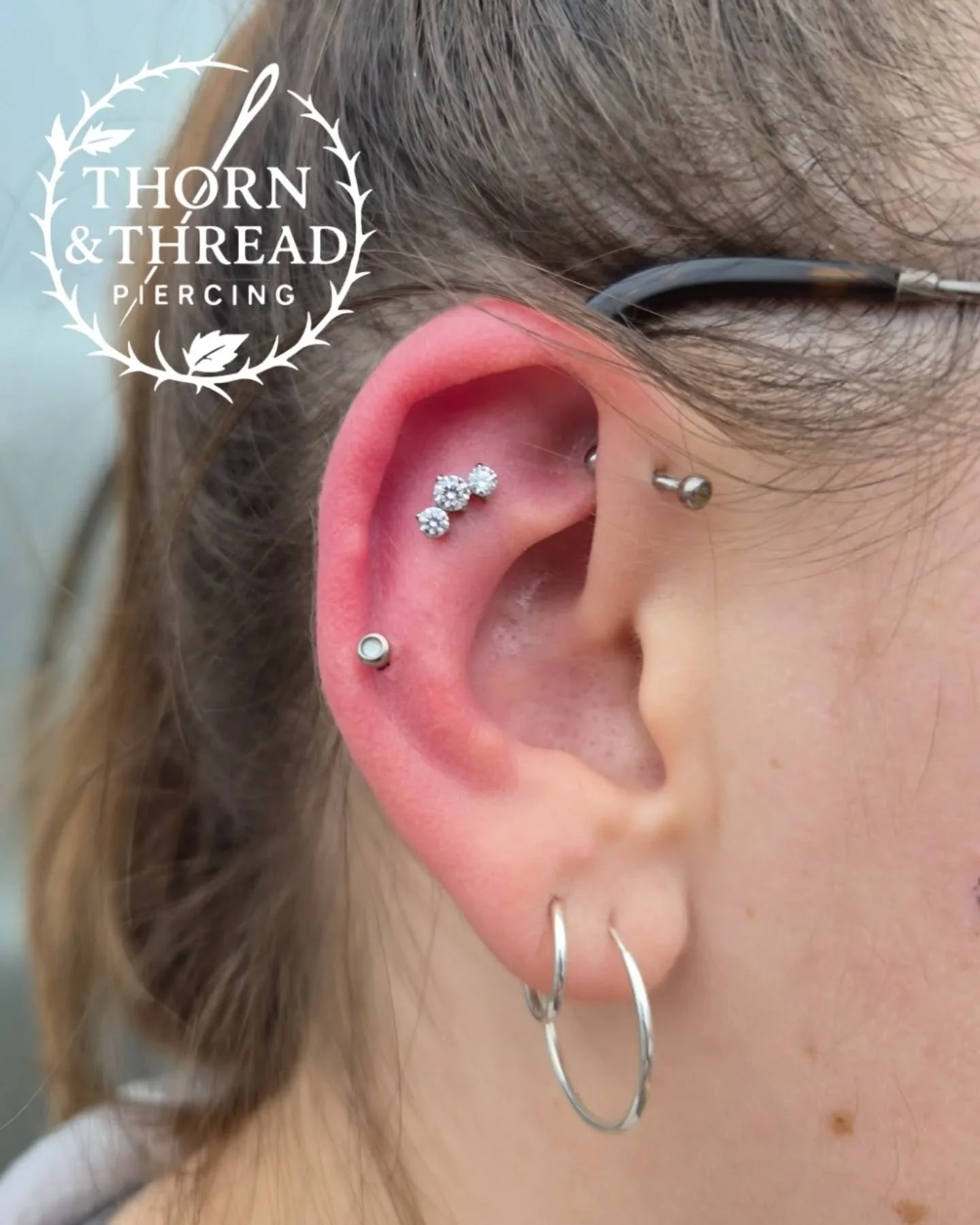 Flat piercing 🖤🖤🖤 
Will be piercing at @realarttattoo January onwards 🙌🏻

#piercer #flatpiercing #jewellery #earpiercings #leicesterpiercer #pierce #realarttattoo