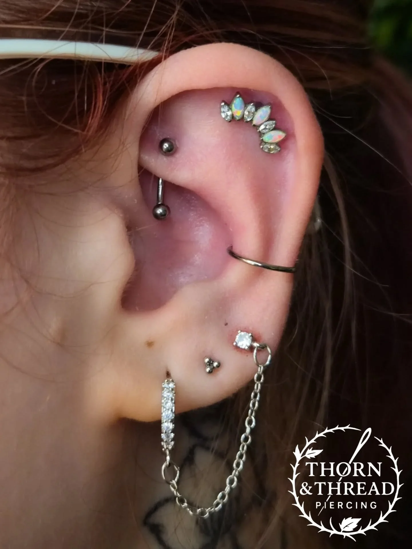 We added a new helix to this ear today and upgraded a healed conch to a hoop! 

#piercing #earinspo #earpiercing #conch #leicesterpiercer