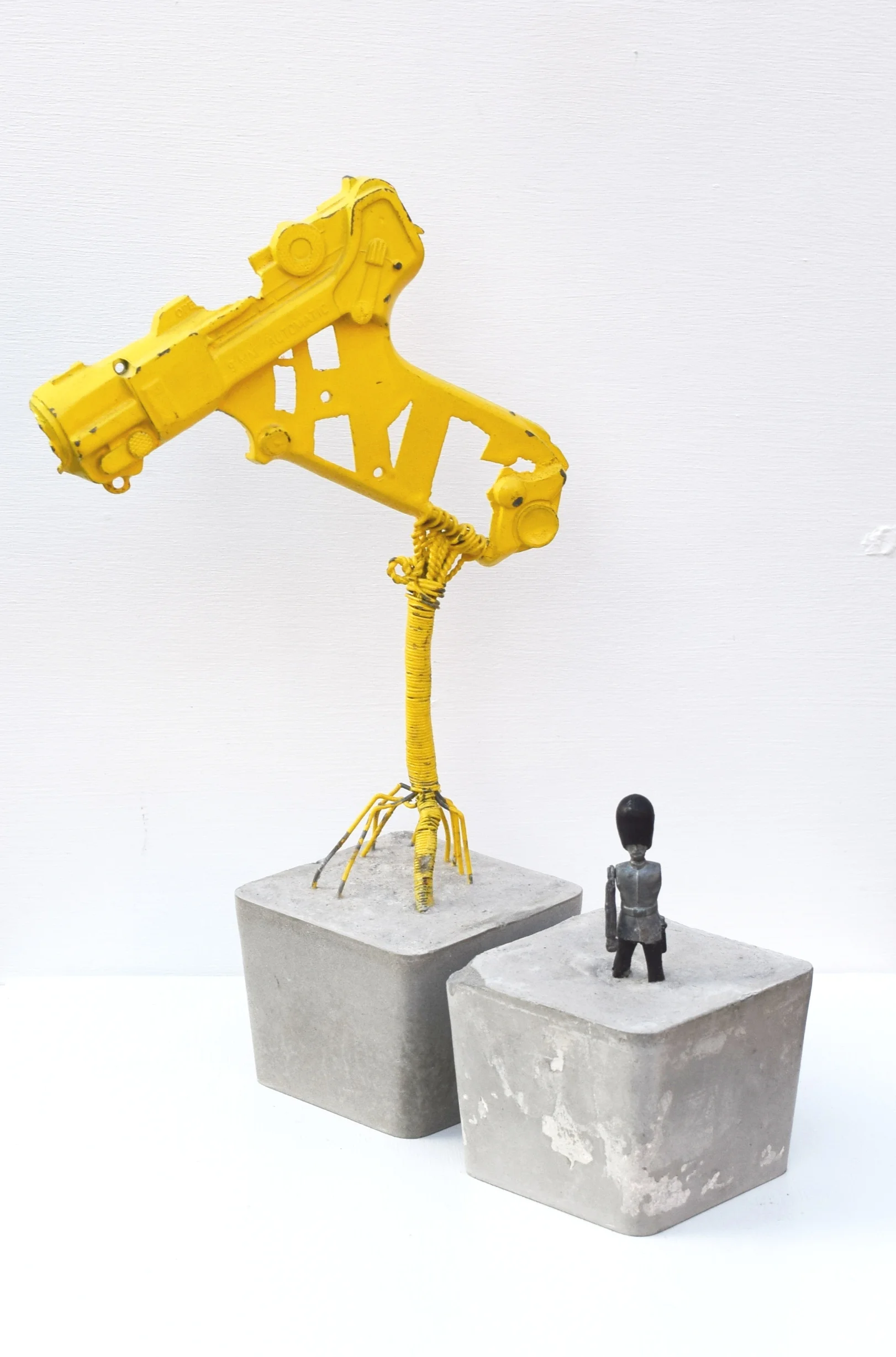 'UNTITLED' 2015 Concrete, metal and spray paint 10 x 5 x 2 cm