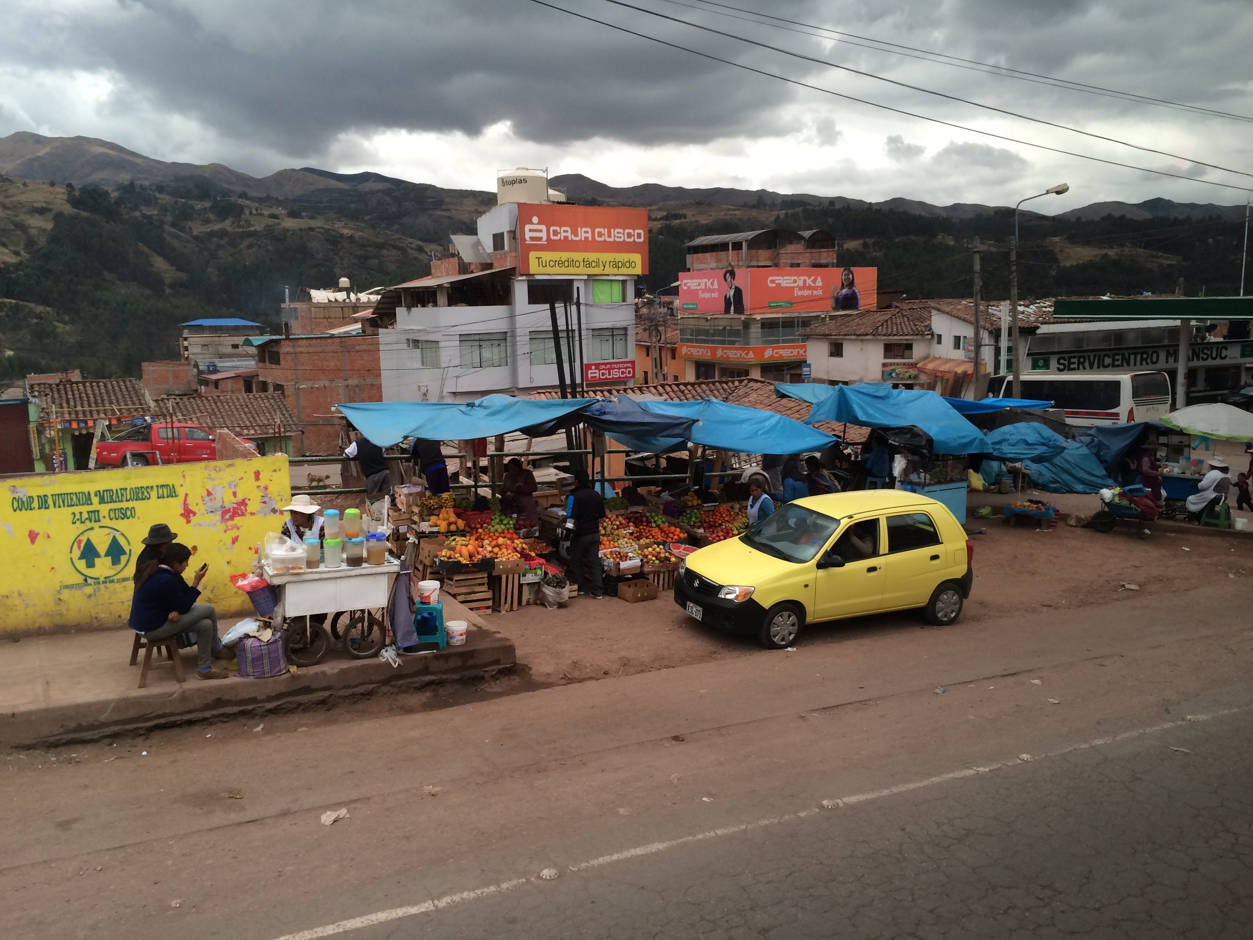 A view from the bus coming into Cusco