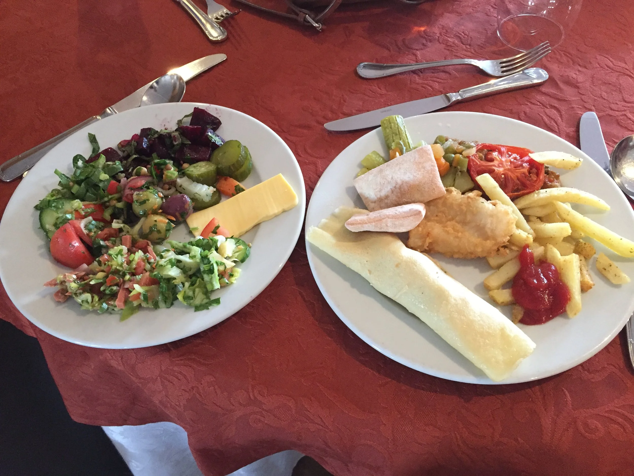 Cruise ship lunch
