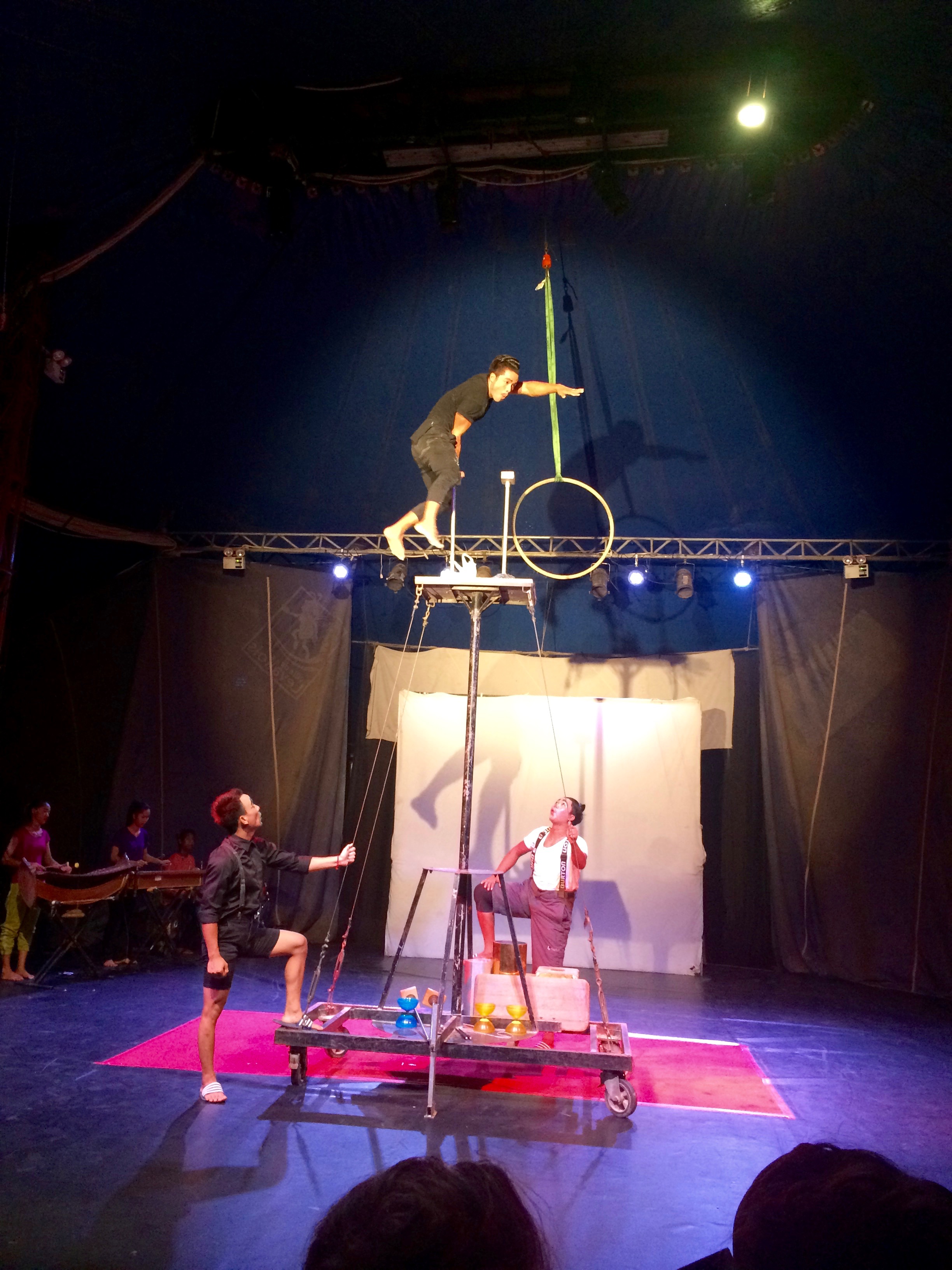 Flying without a harness