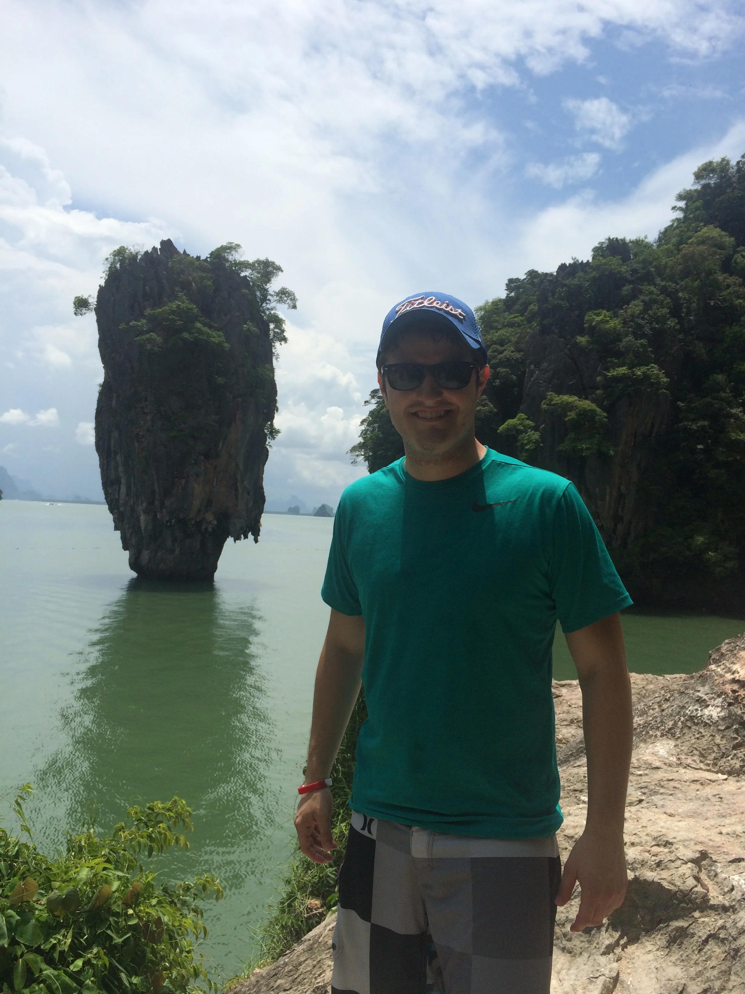Charlie with the Floating Mountain 