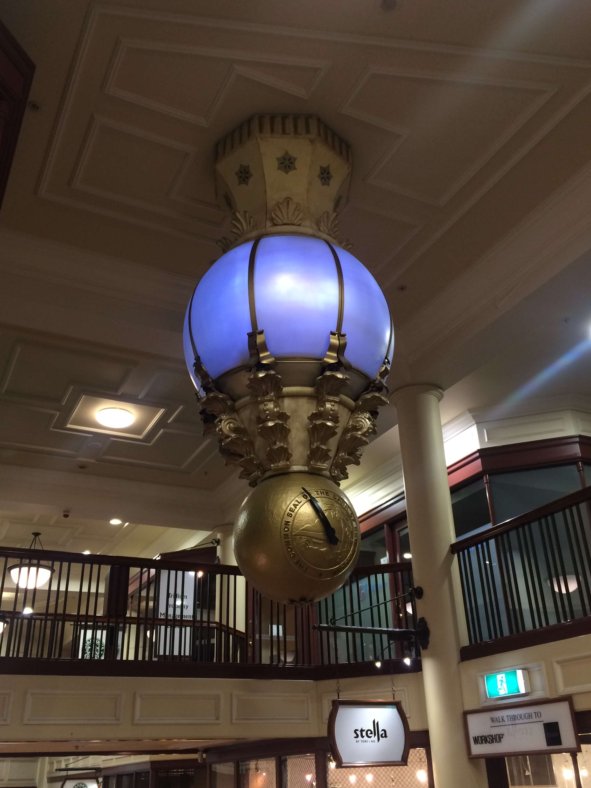 The mechanical clock, a gift from England