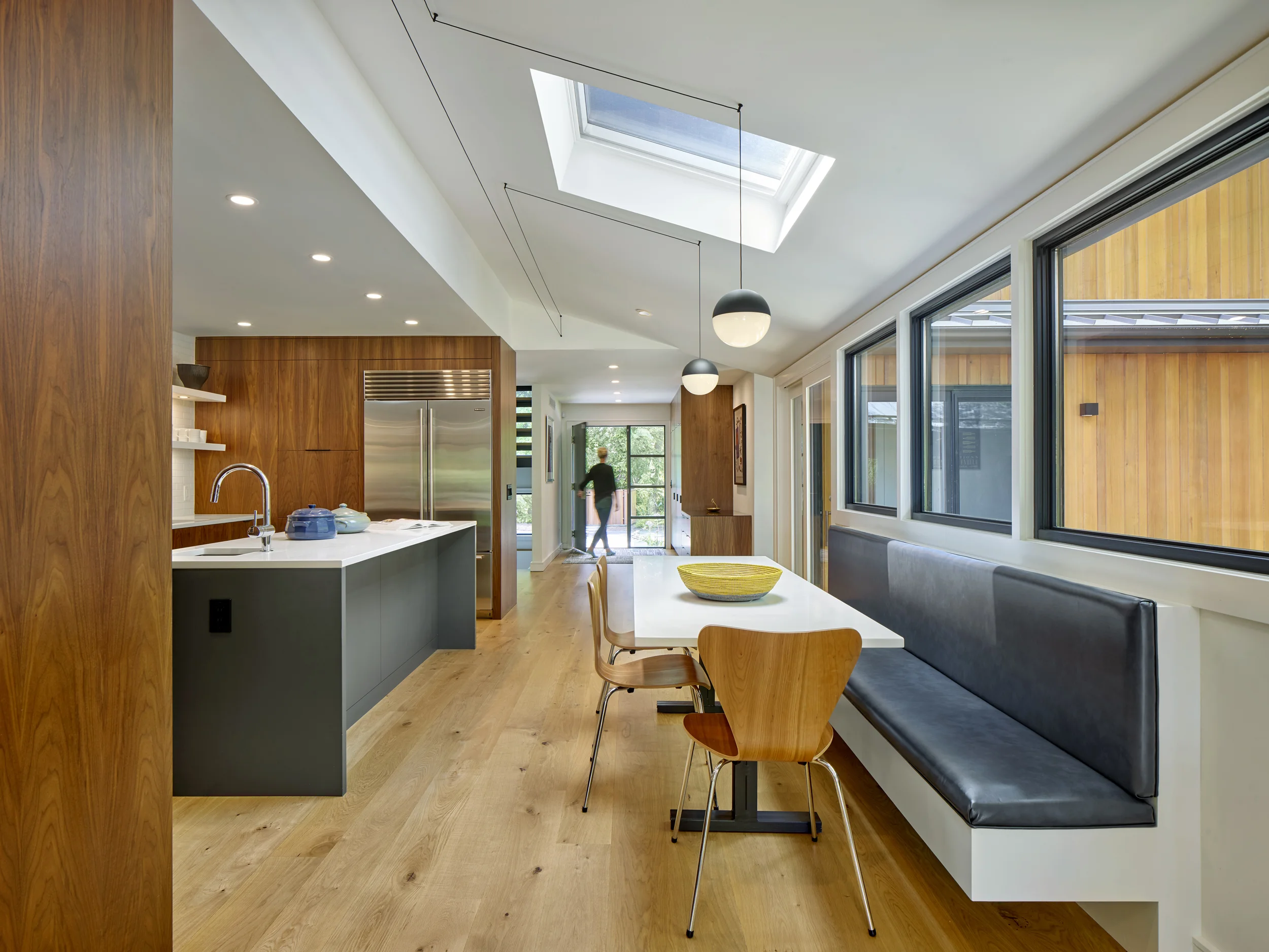 Qb3_Princeton_Interior_Cedar_Wood_Siding_Skylight_Walnut_Kitchen_Banquette.jpg