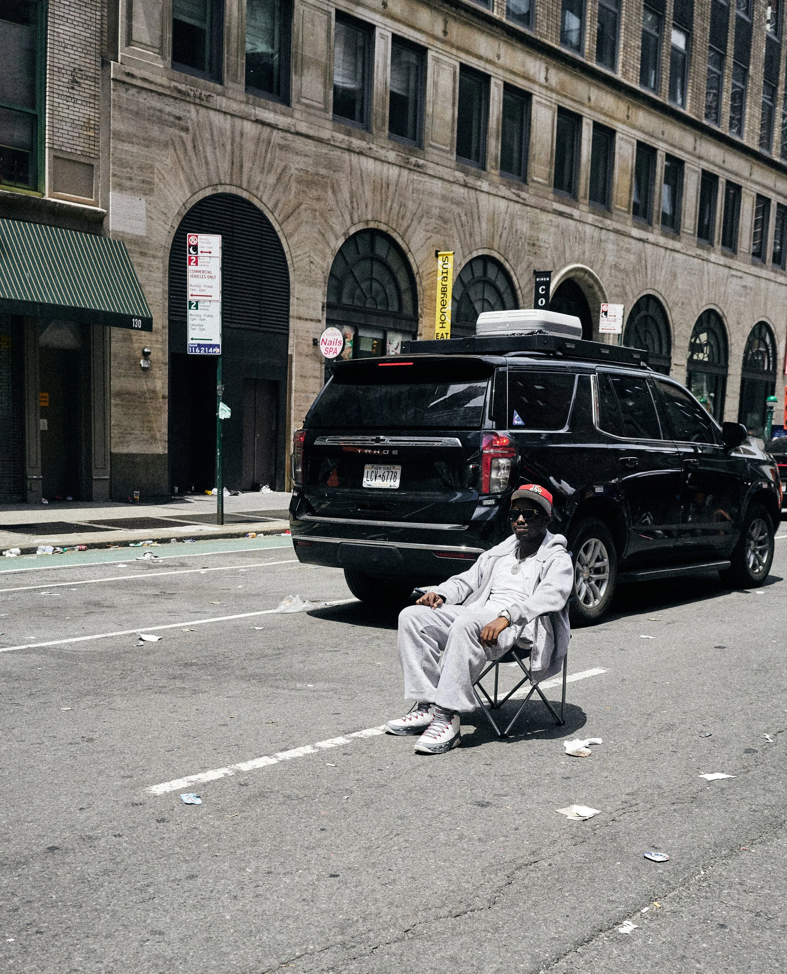 DSC04540-NYK-Parade-street-seat-crop.jpg