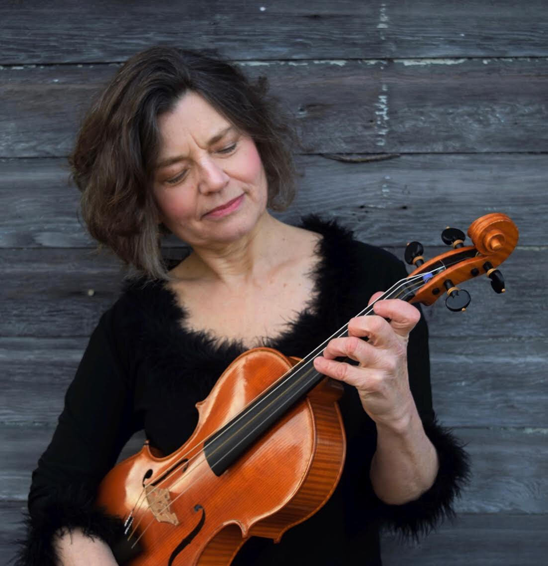 Jenny Stirling, viola