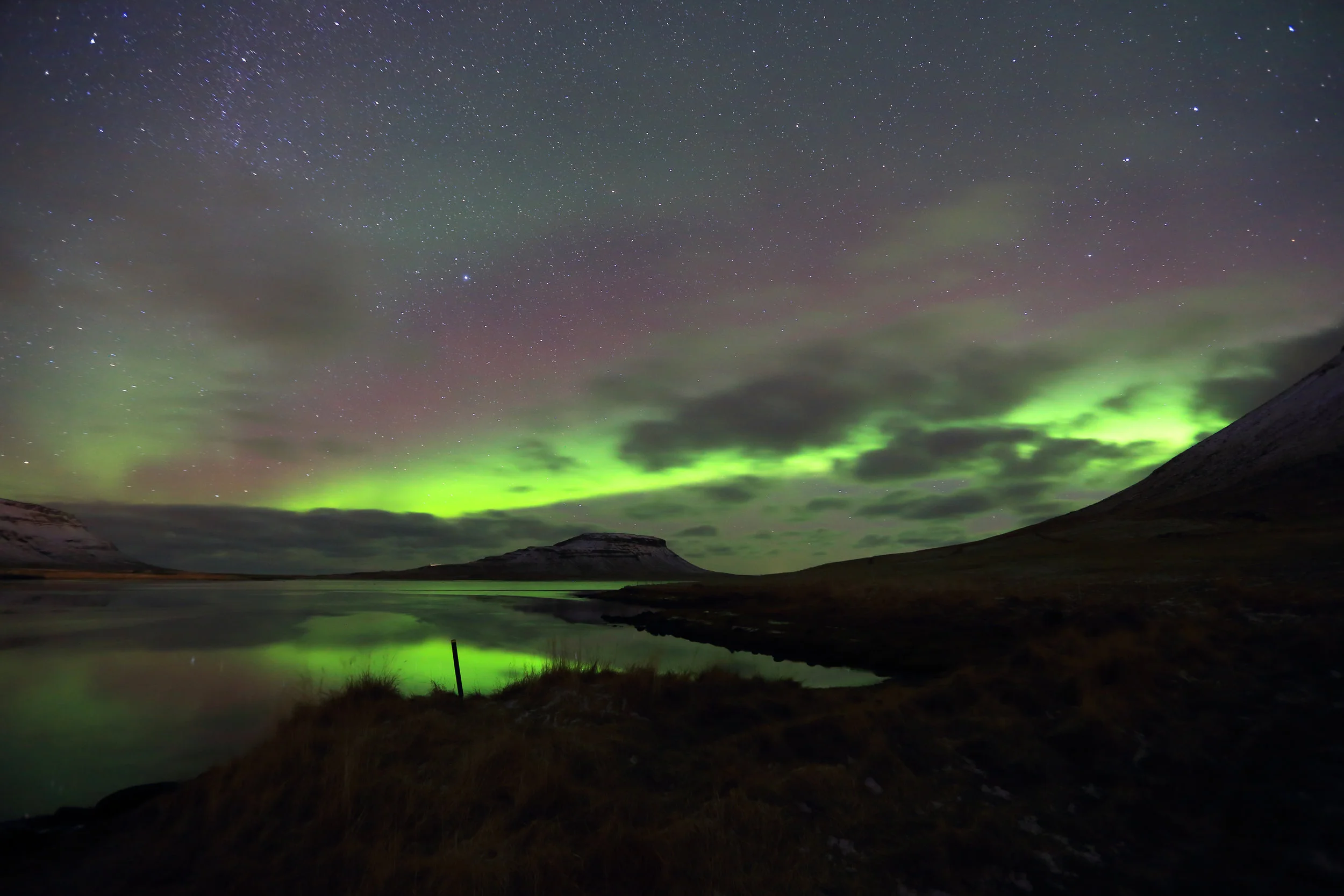 Aurora reflections