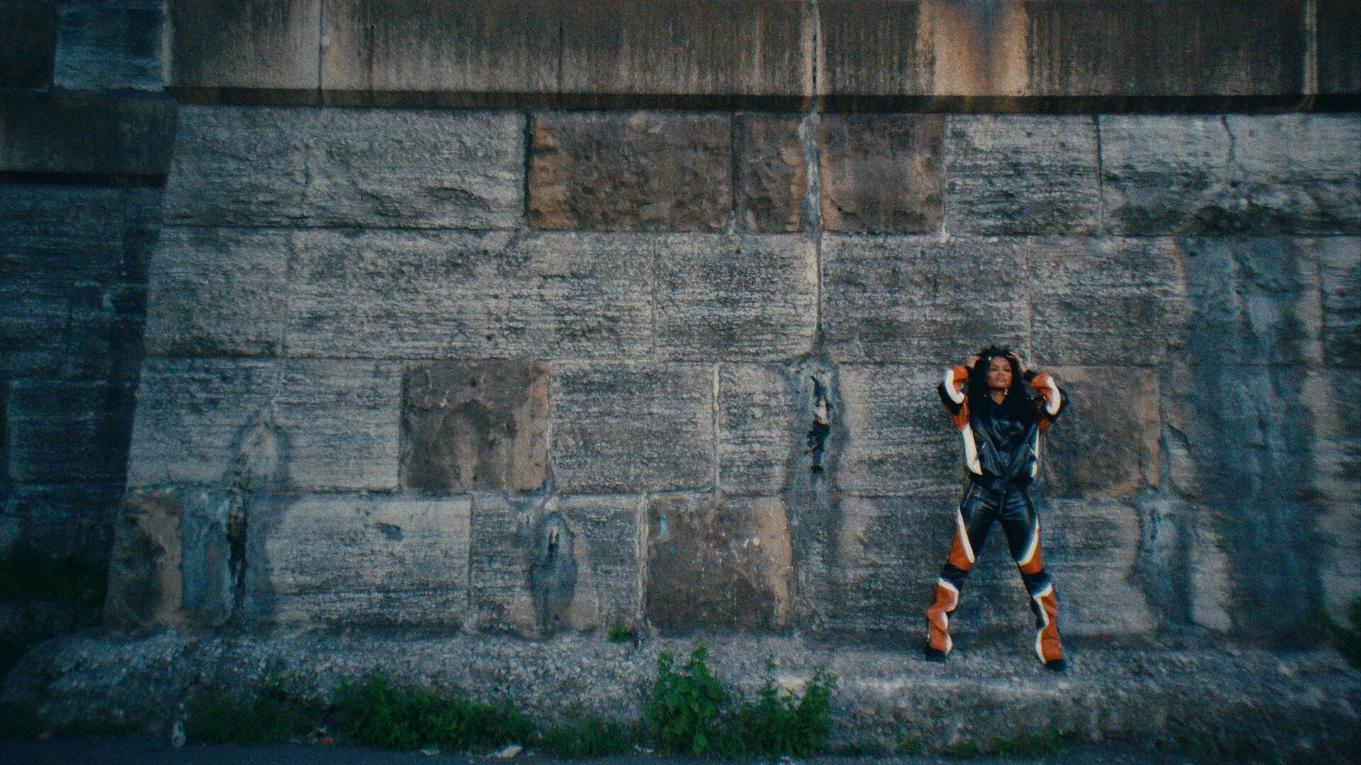teyanataylopr_1.35.1.jpg