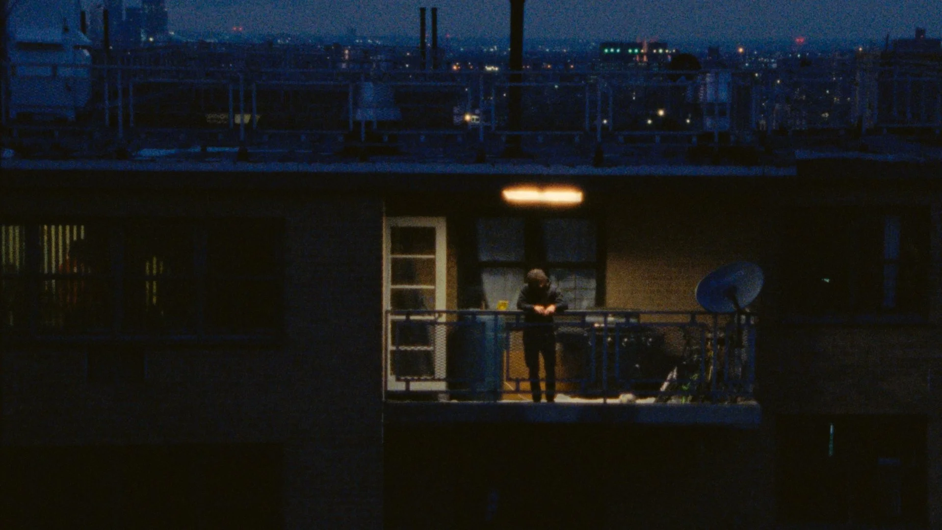 Kez stills_1.46.1.JPG