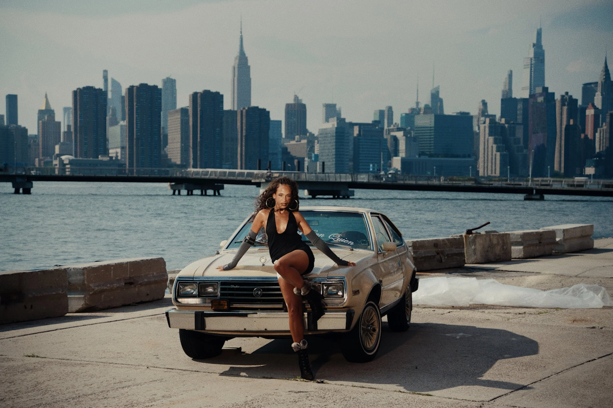 bien stills 2 no letterbox_2.1.2.jpg