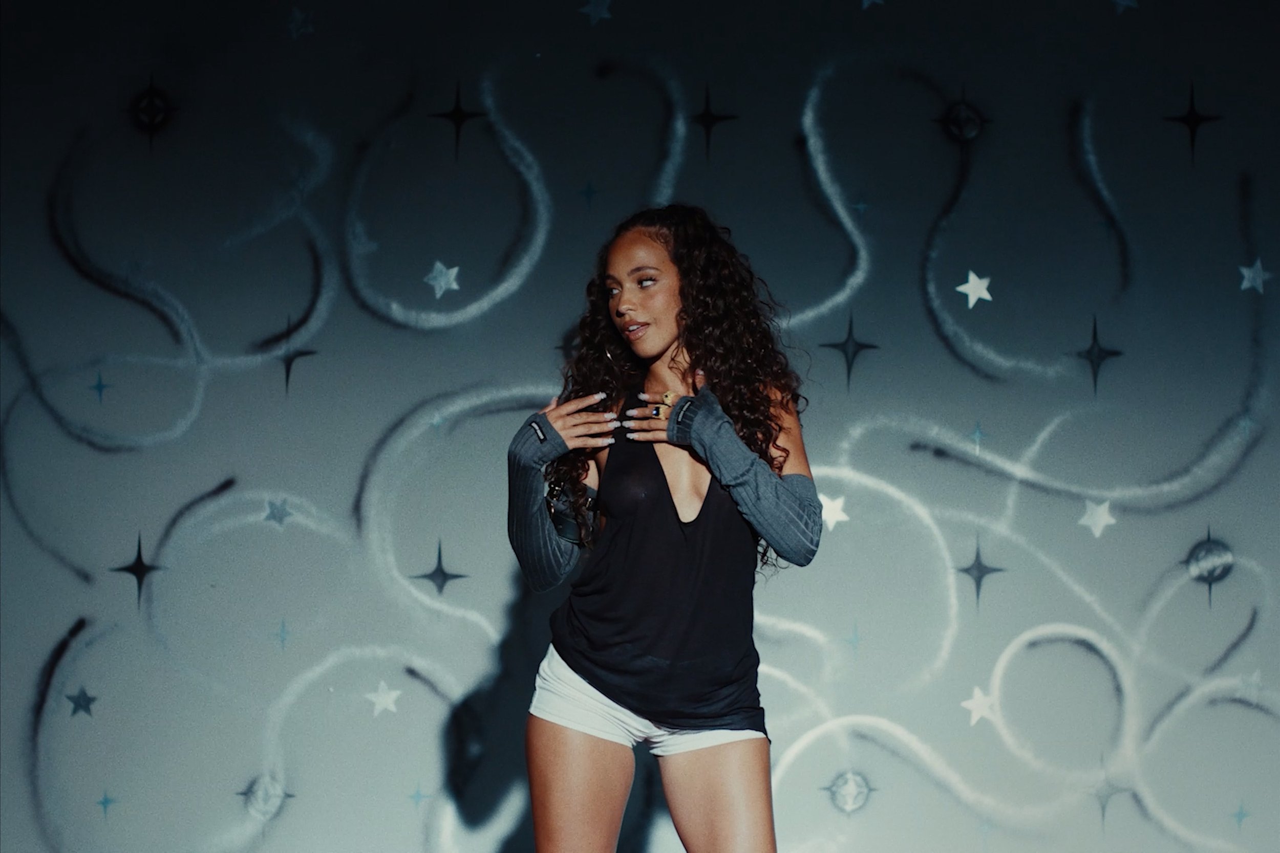 bien stills 2 no letterbox_1.5.1.jpg