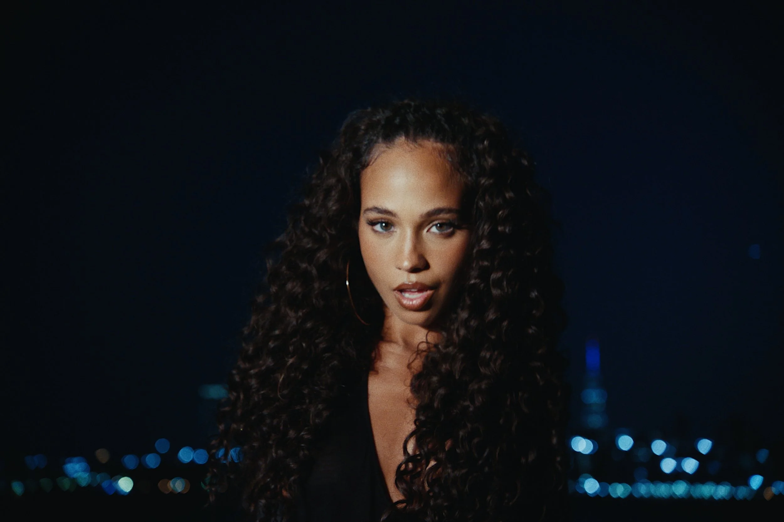 bien stills 2 no letterbox_2.1.23.jpg