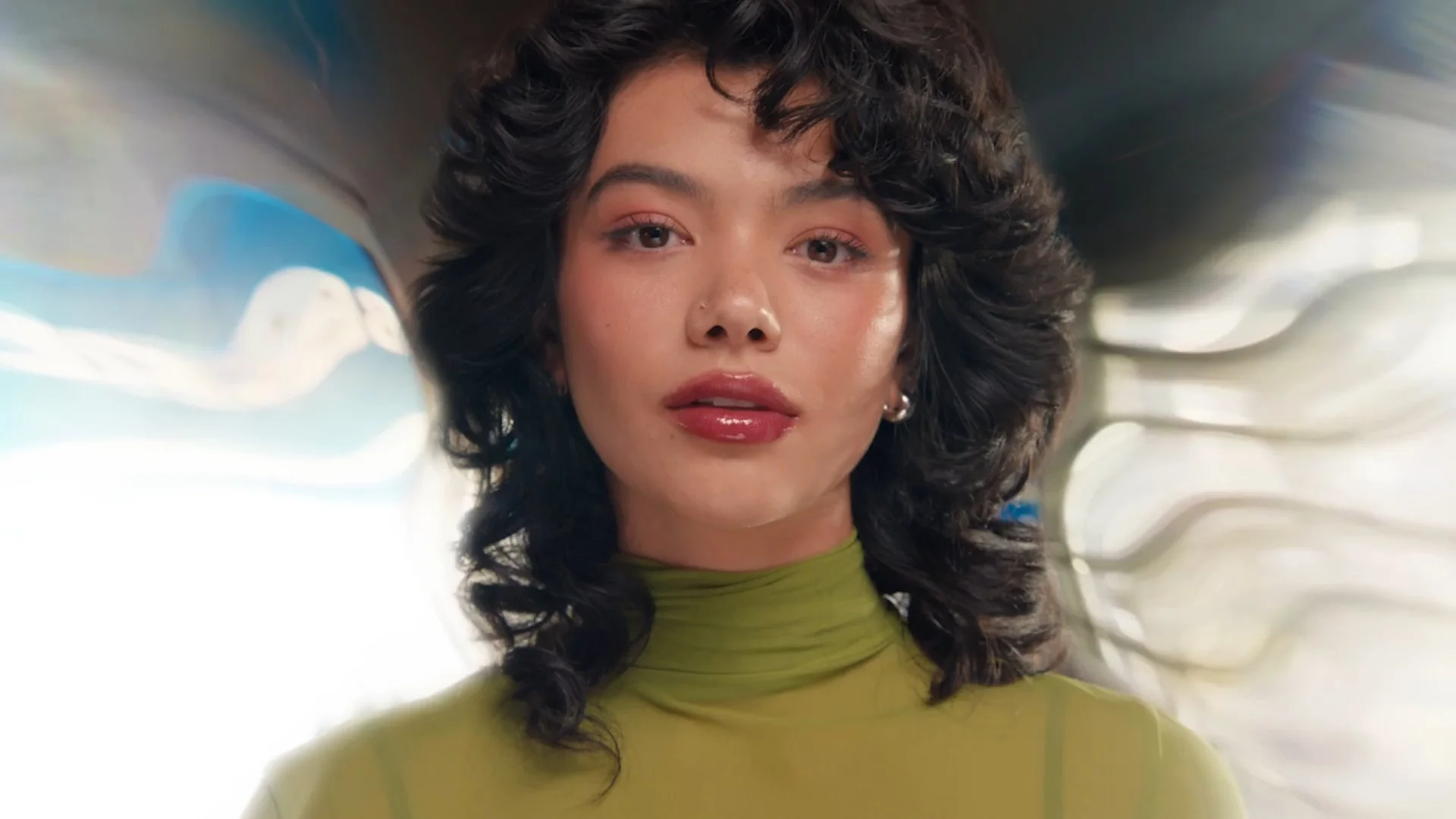 VS--Vimeo-MAYBELLINE-LifterGelDC-0’09” (1).jpg