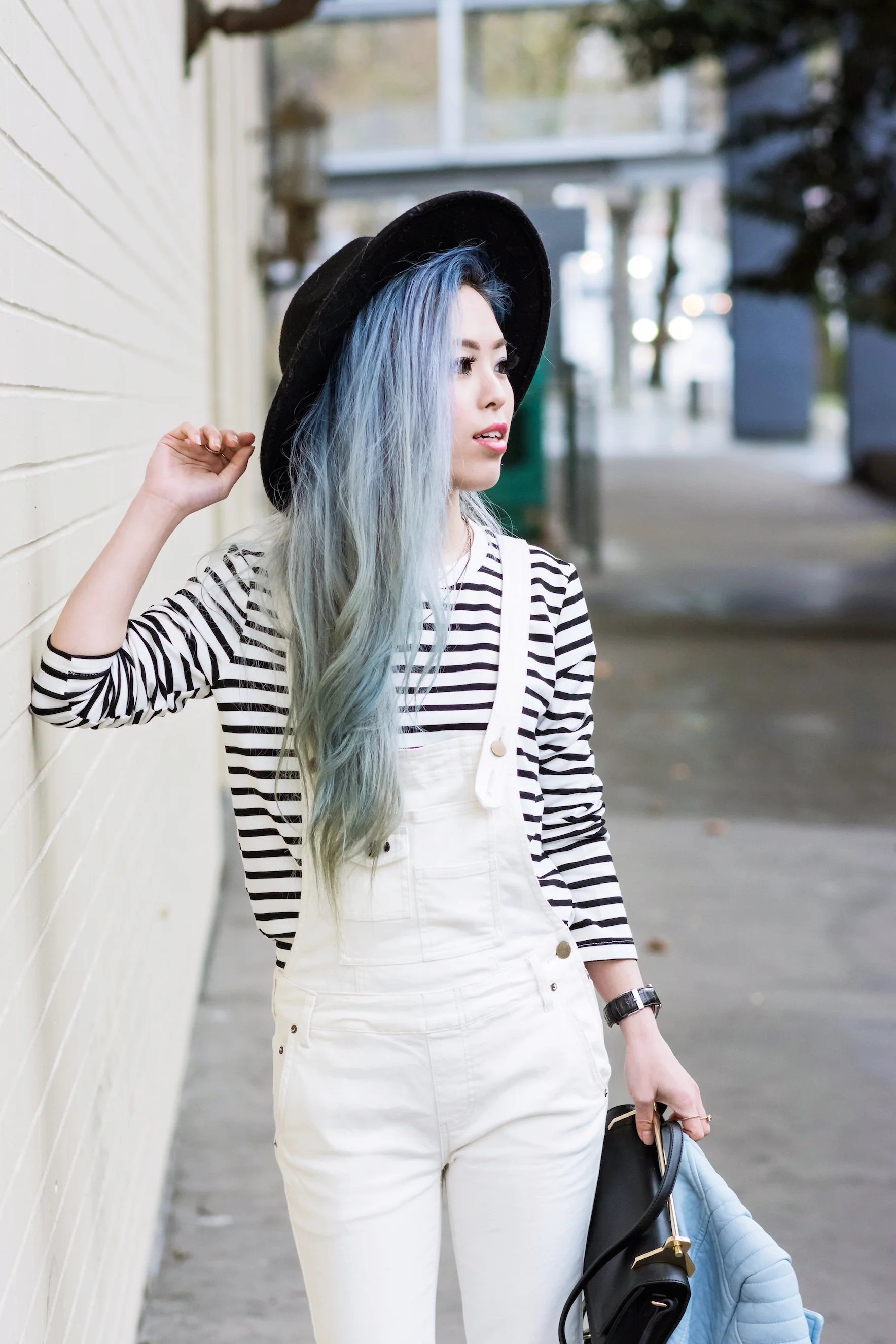 White Denim Overall In 2 Ways