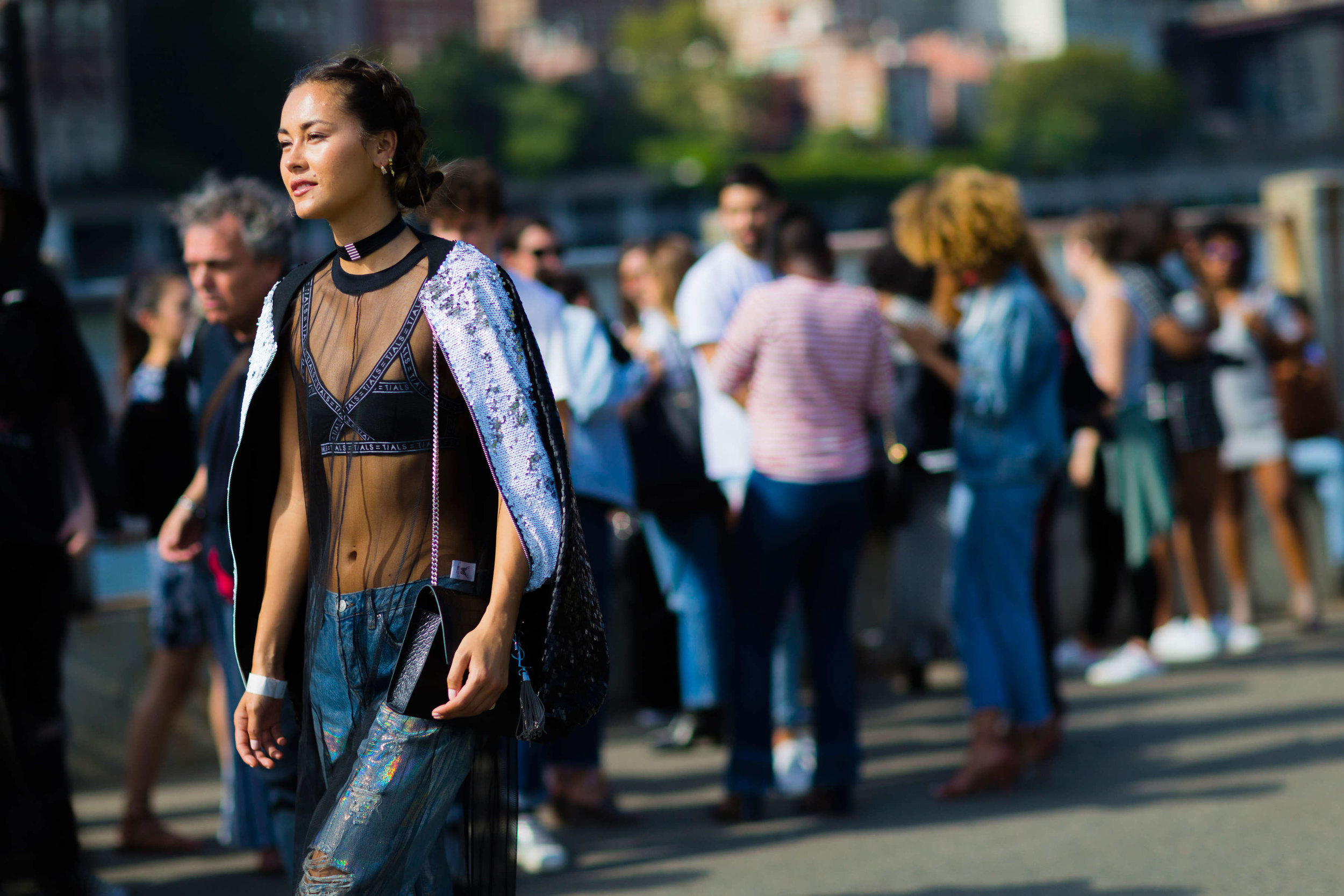 nyfw-street-style-day1-15.nocrop.w1800.h1330.2x.jpg