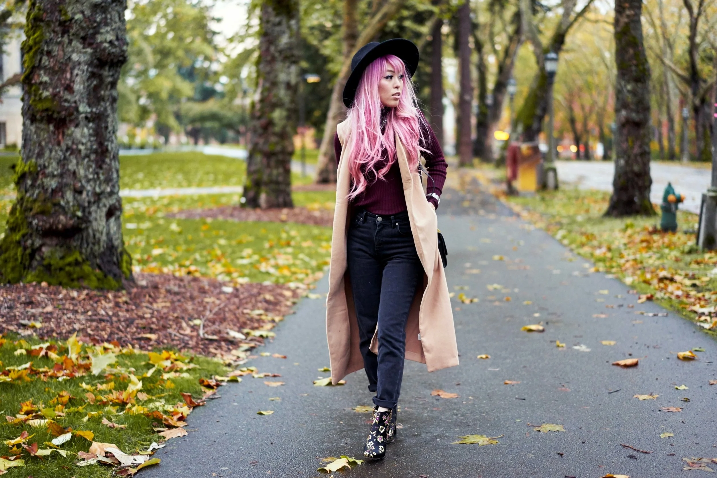 Fall Uniform: Turtle Neck & Trench Vest