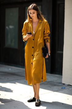 Yellow gold shirt dress-street style inspiration-aikas love closet-seattle style blogger-japanese.jpg