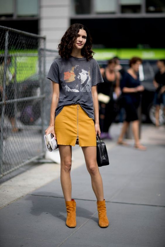 Yellow mini skirt-street style inspiration-aikas love closet-seattle style blogger-japanese.jpg