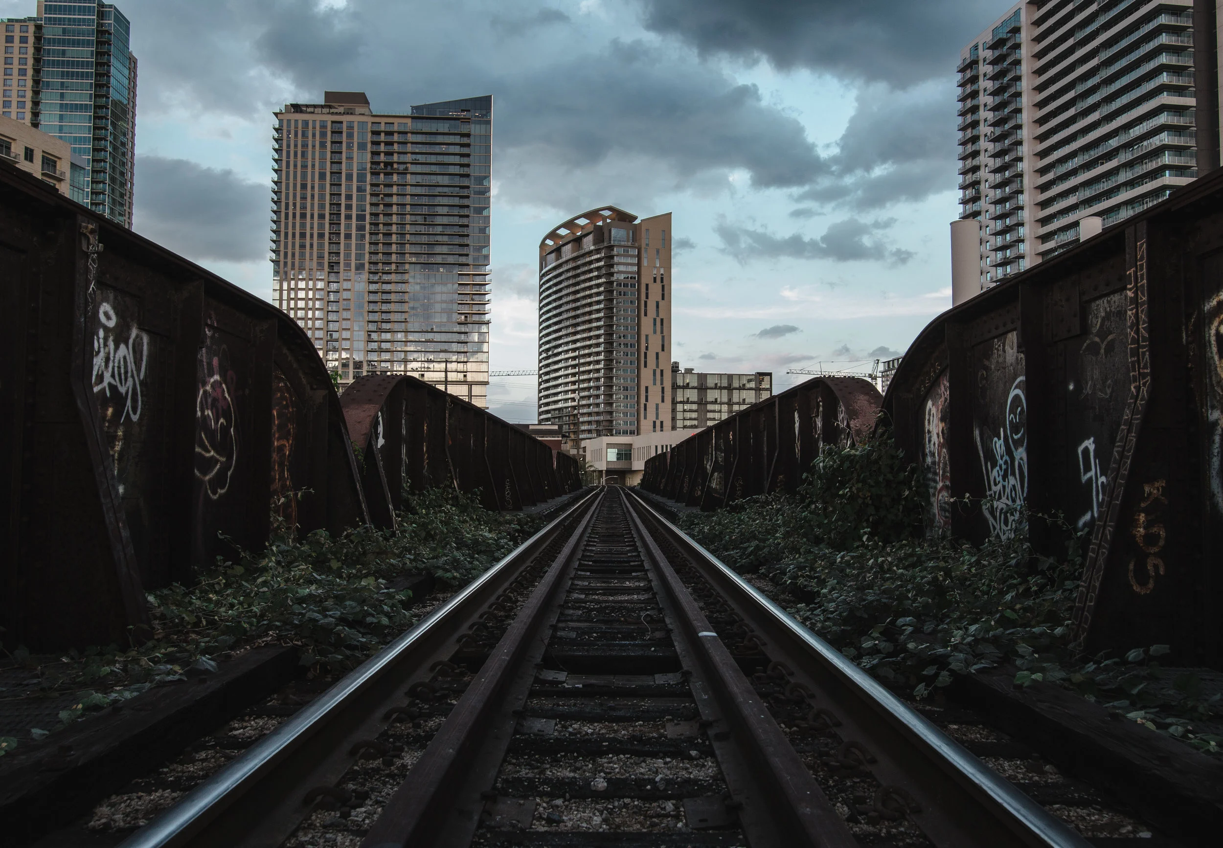 bigger (19 of 24).jpg