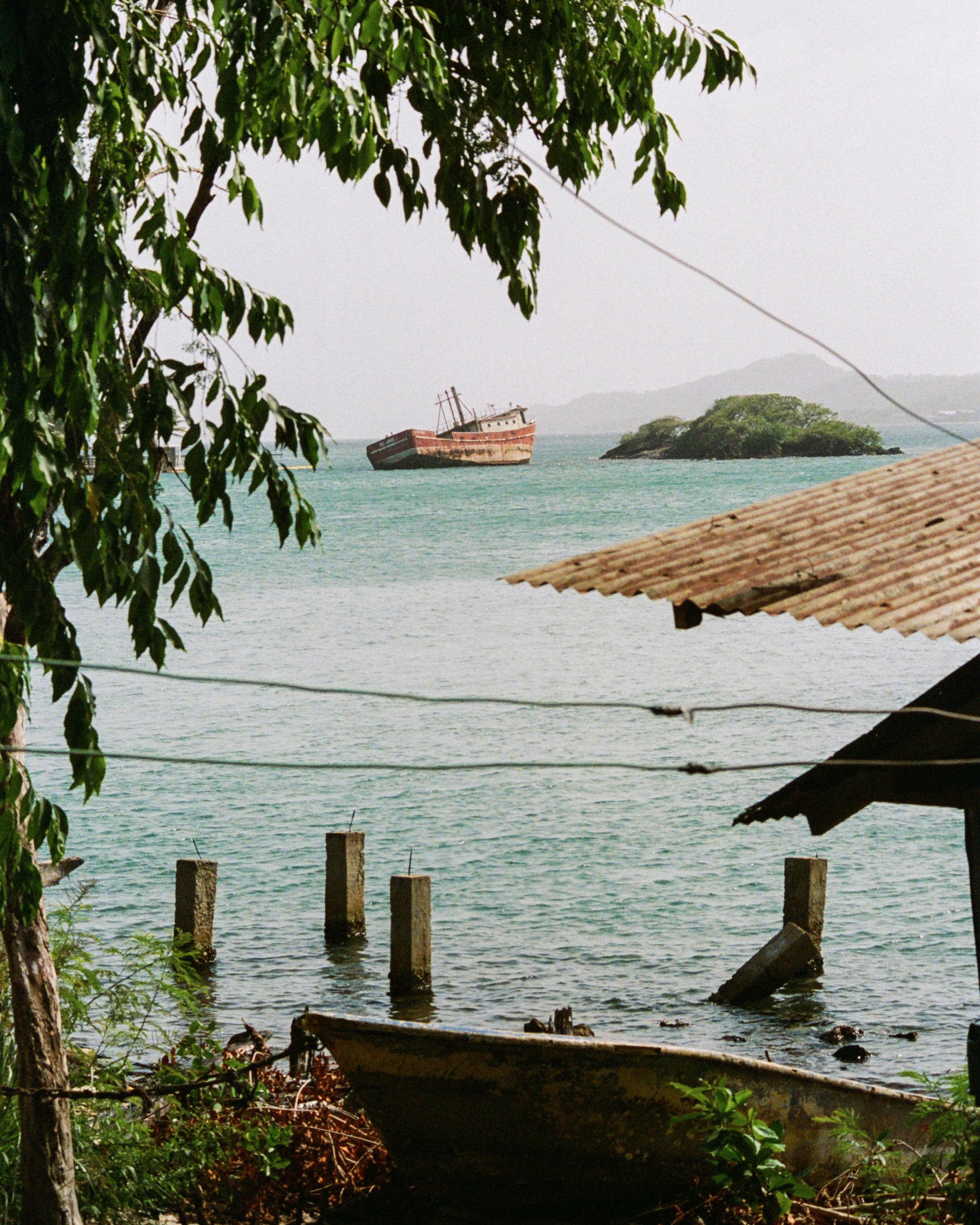 Roatan Website-18.jpg