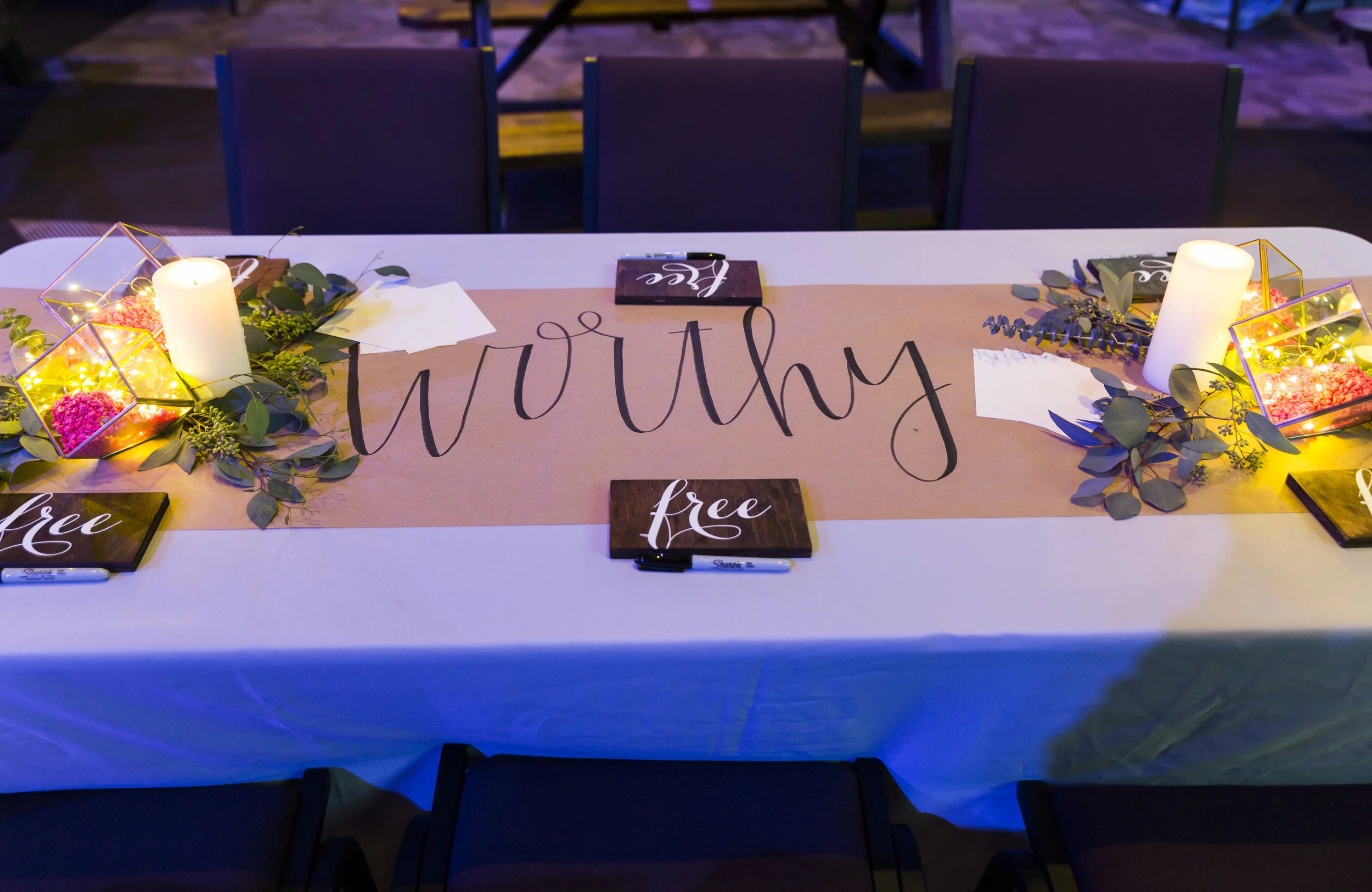table-decor-butcher-paper.jpg